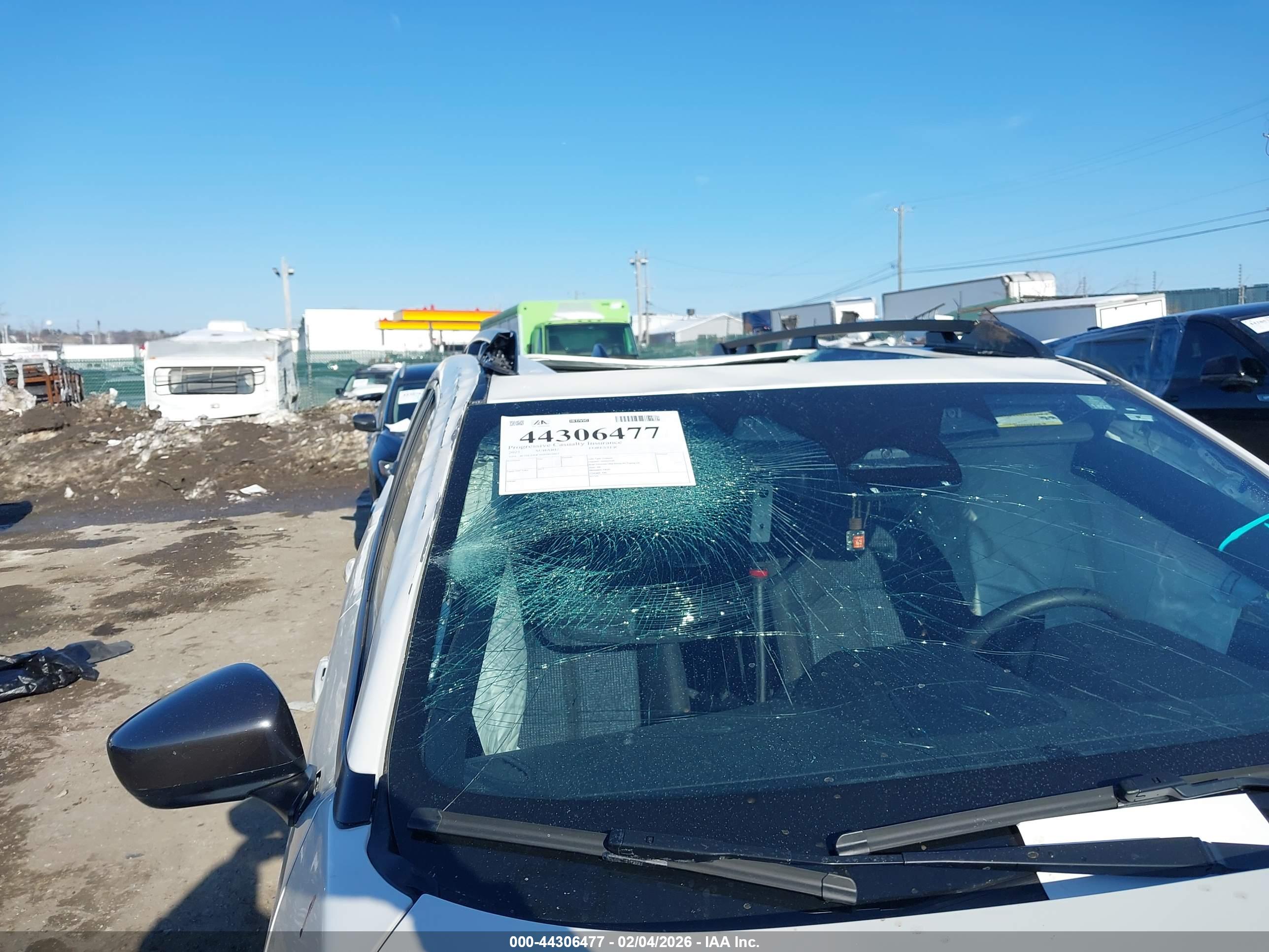 SUBARU FORESTER image 6