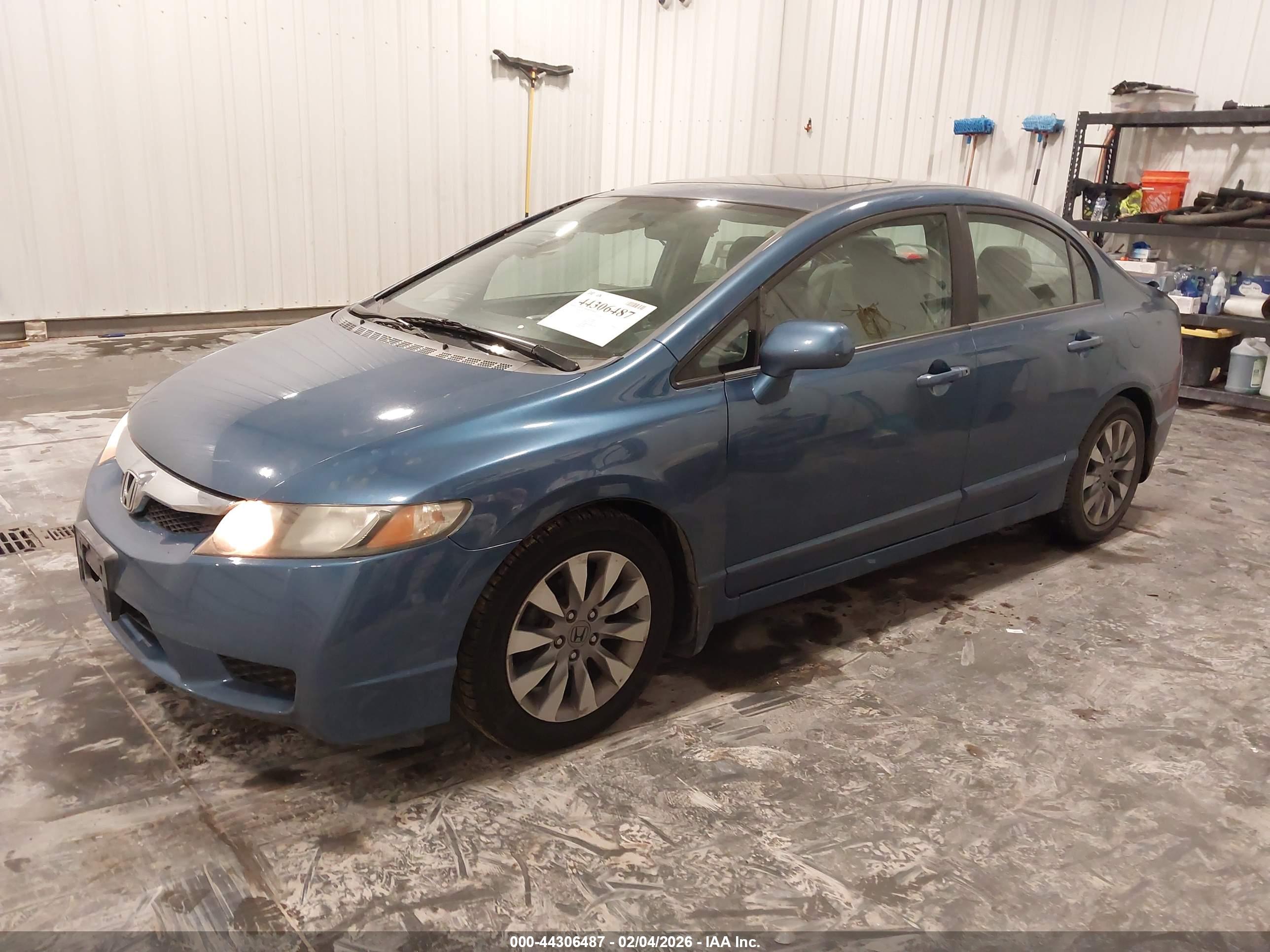 HONDA CIVIC image 2
