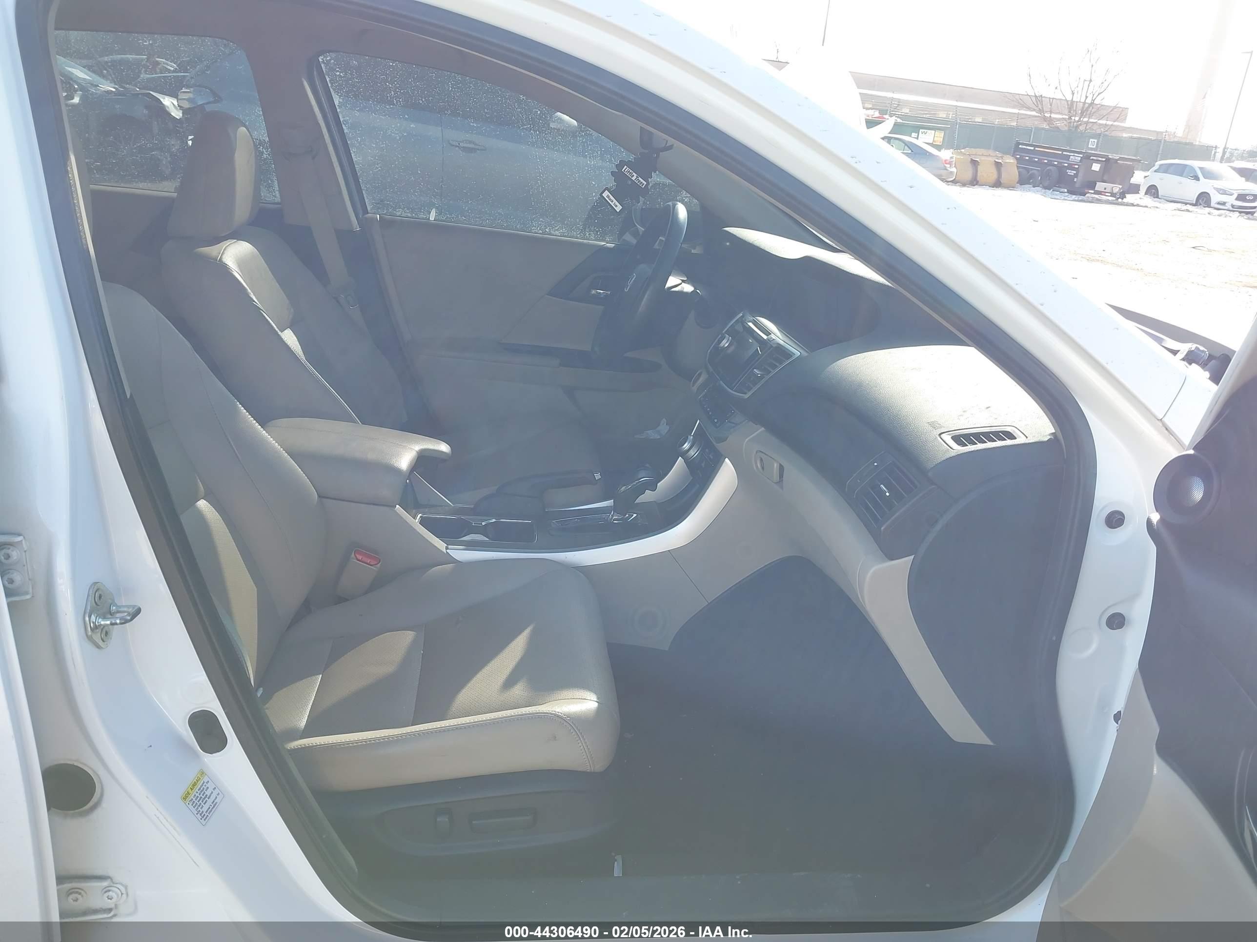 HONDA ACCORD image 5