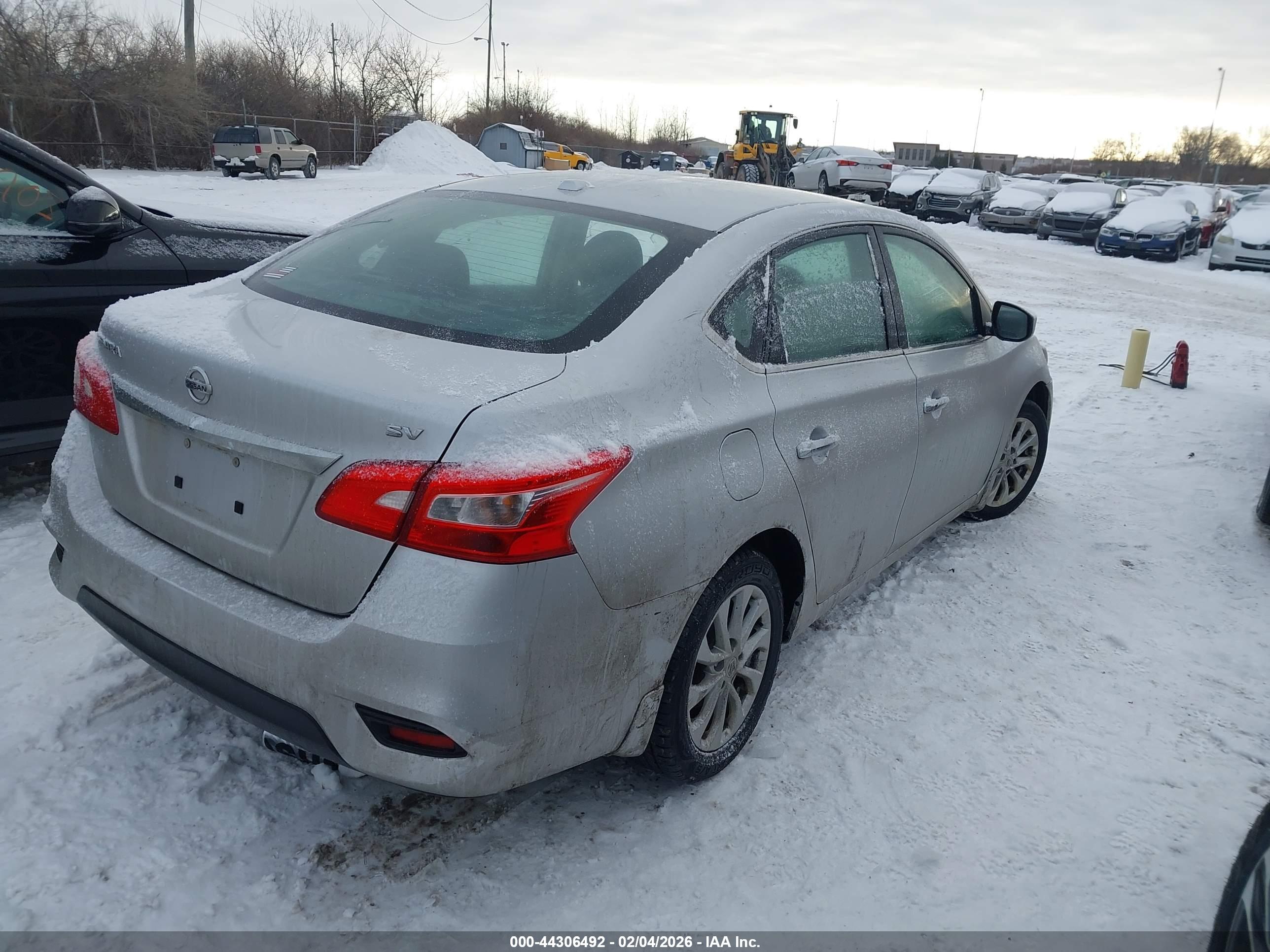 NISSAN SENTRA image 4