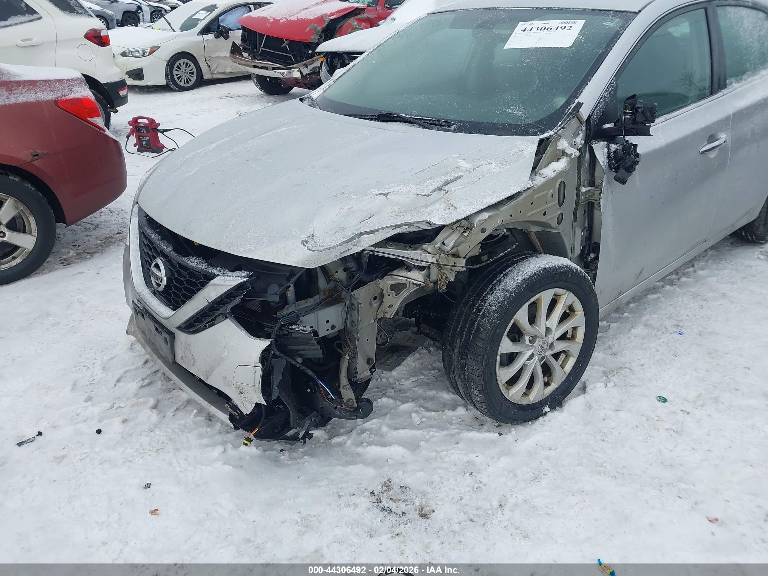 NISSAN SENTRA image 6