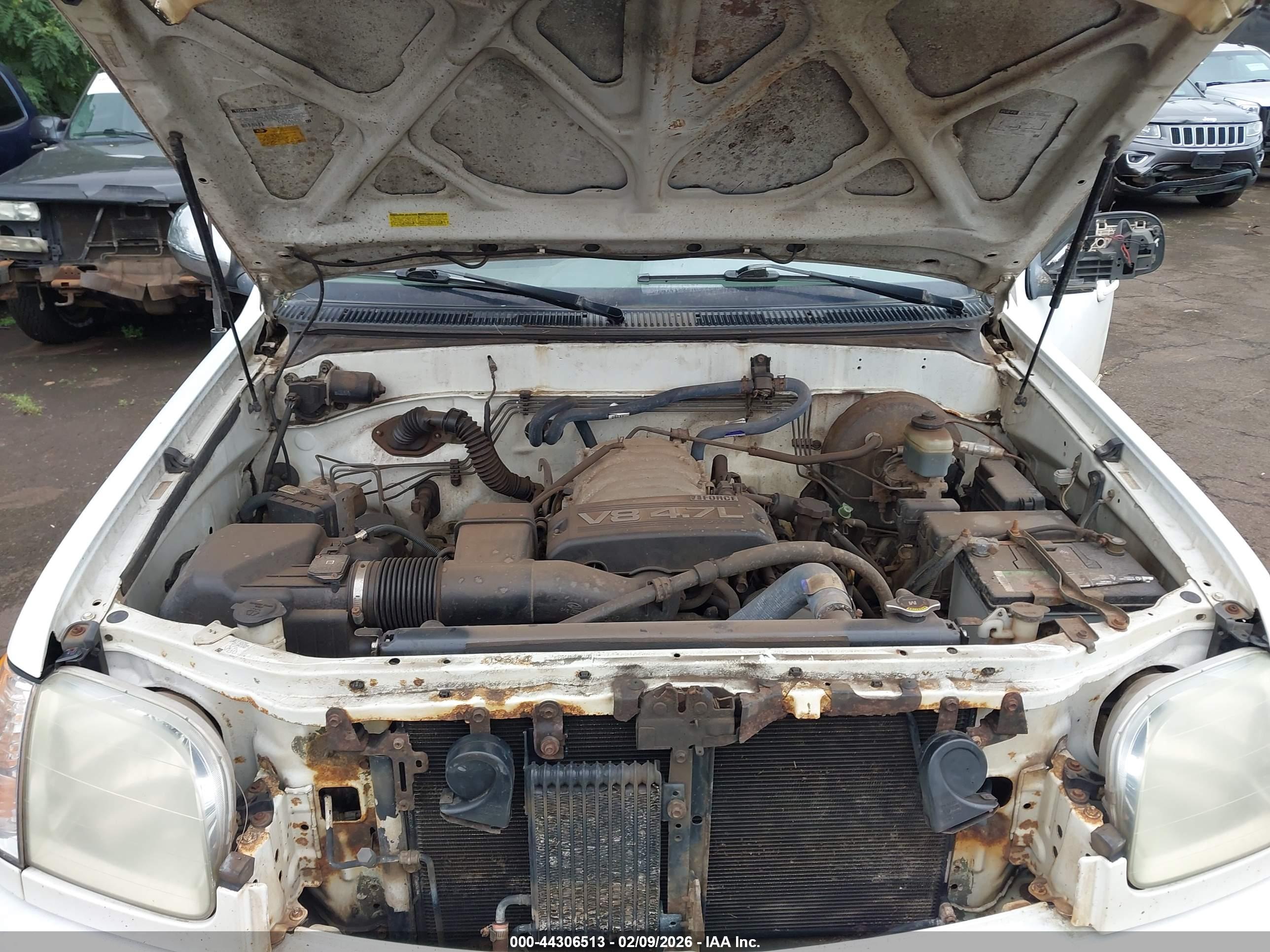 TOYOTA TUNDRA image 10