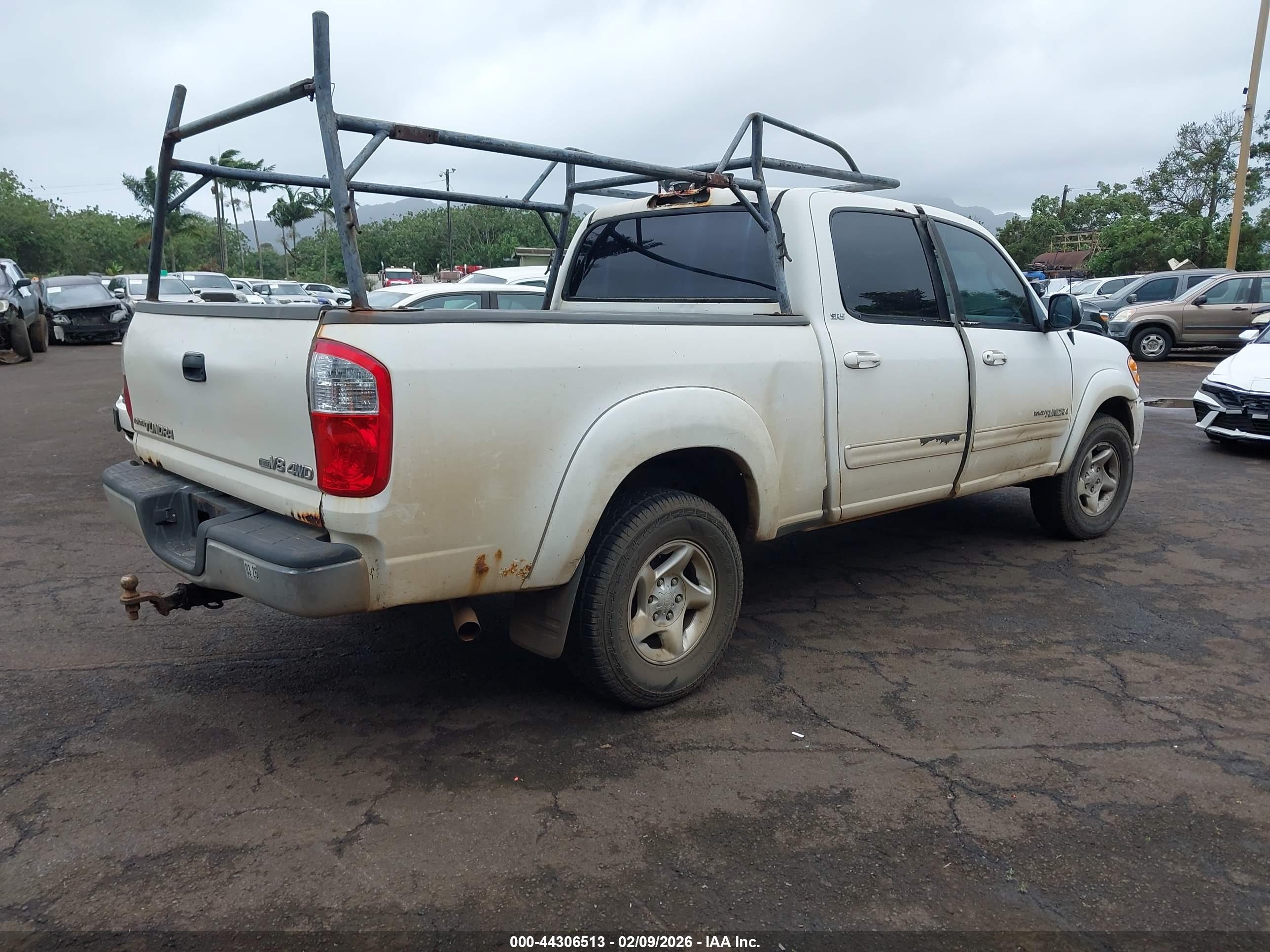 TOYOTA TUNDRA image 4