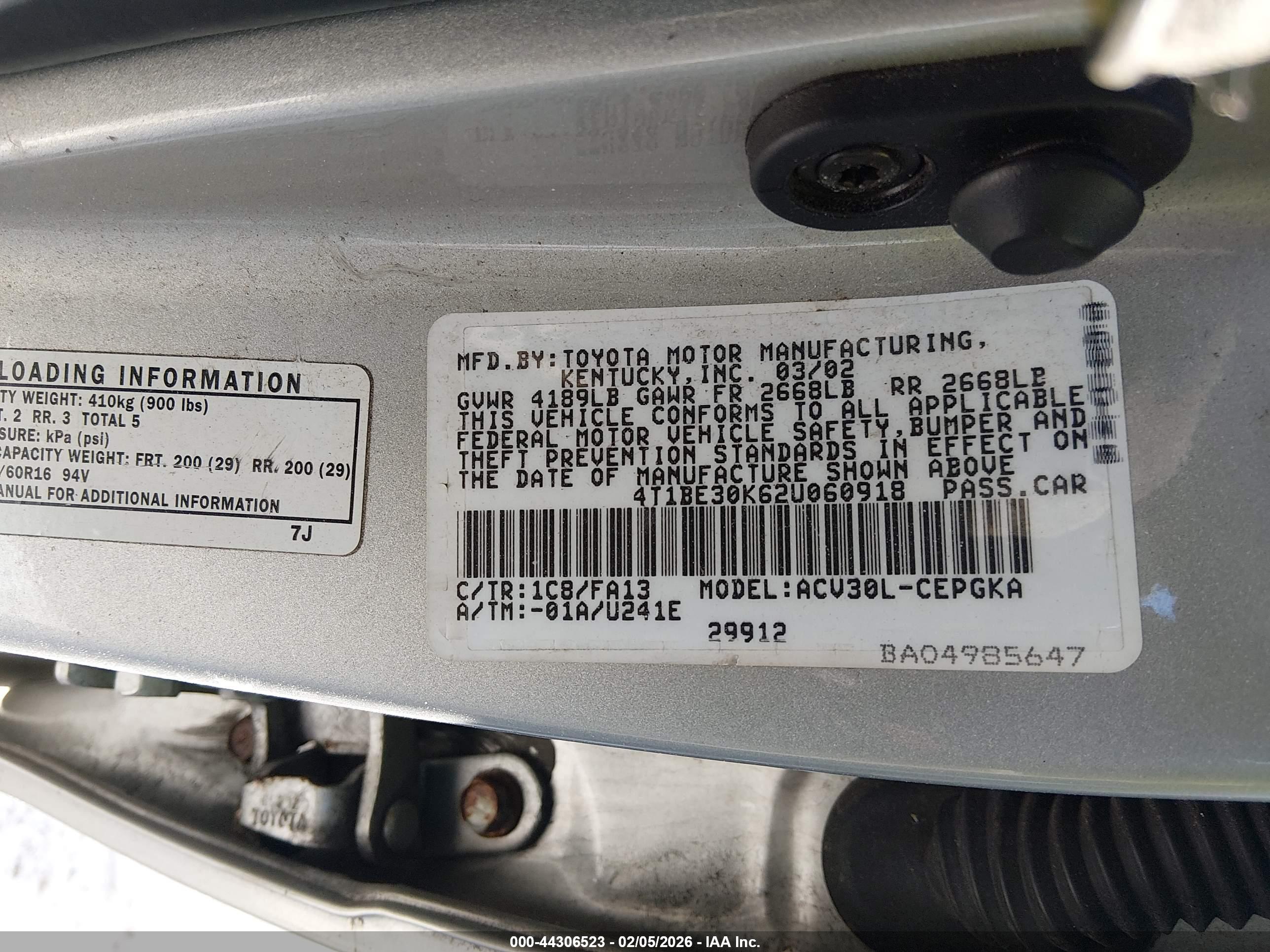TOYOTA CAMRY image 9