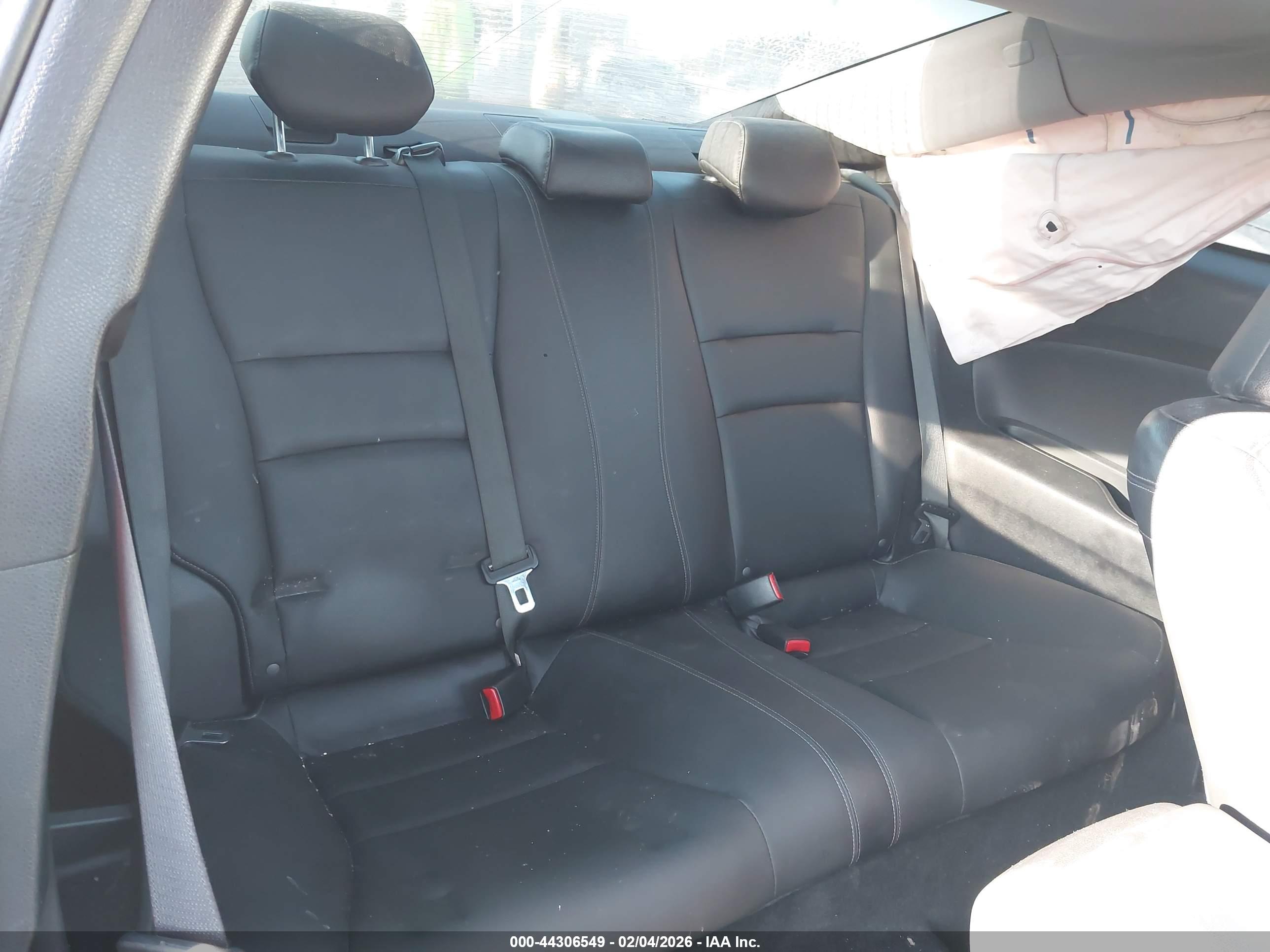 HONDA ACCORD image 8
