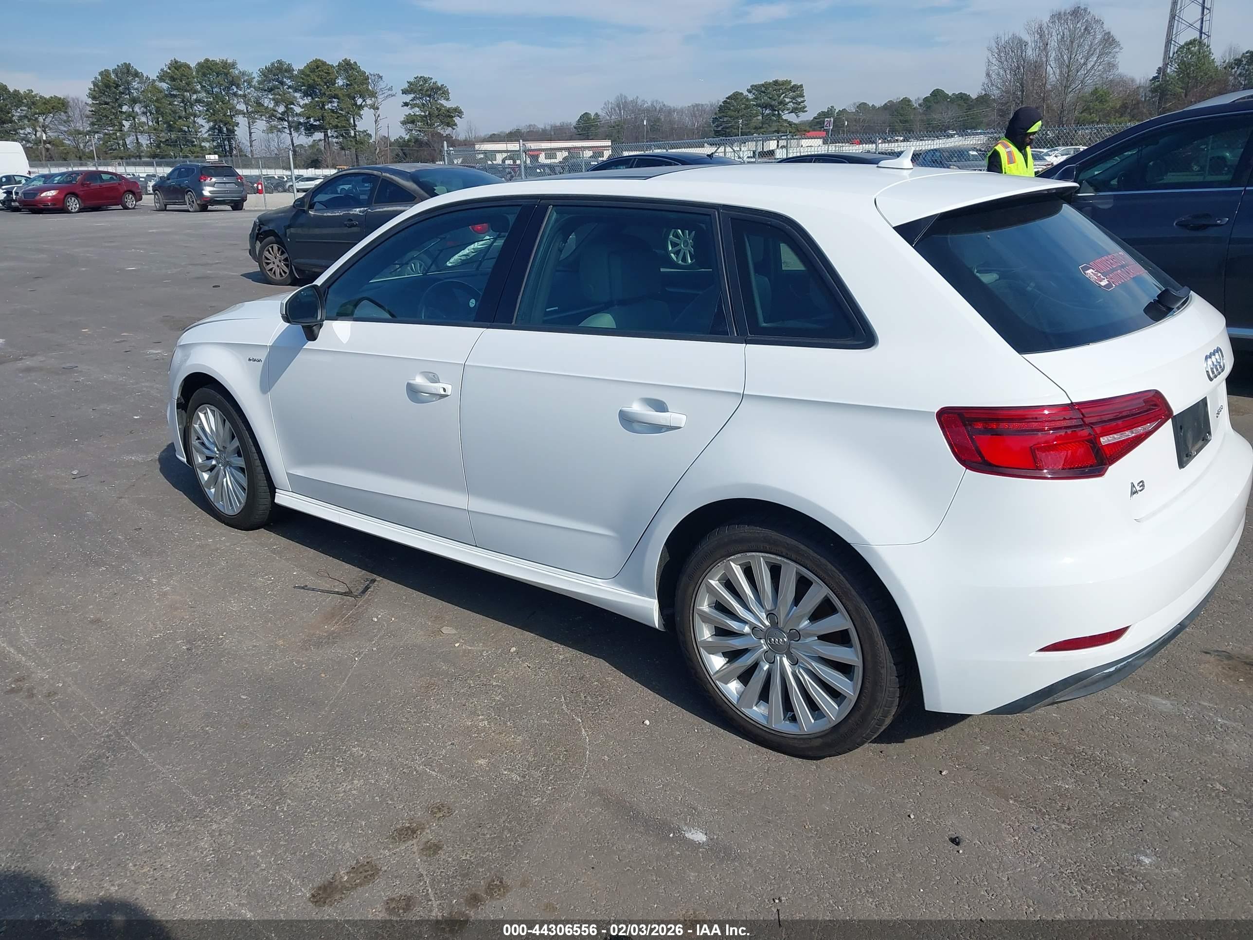 AUDI A3 image 3