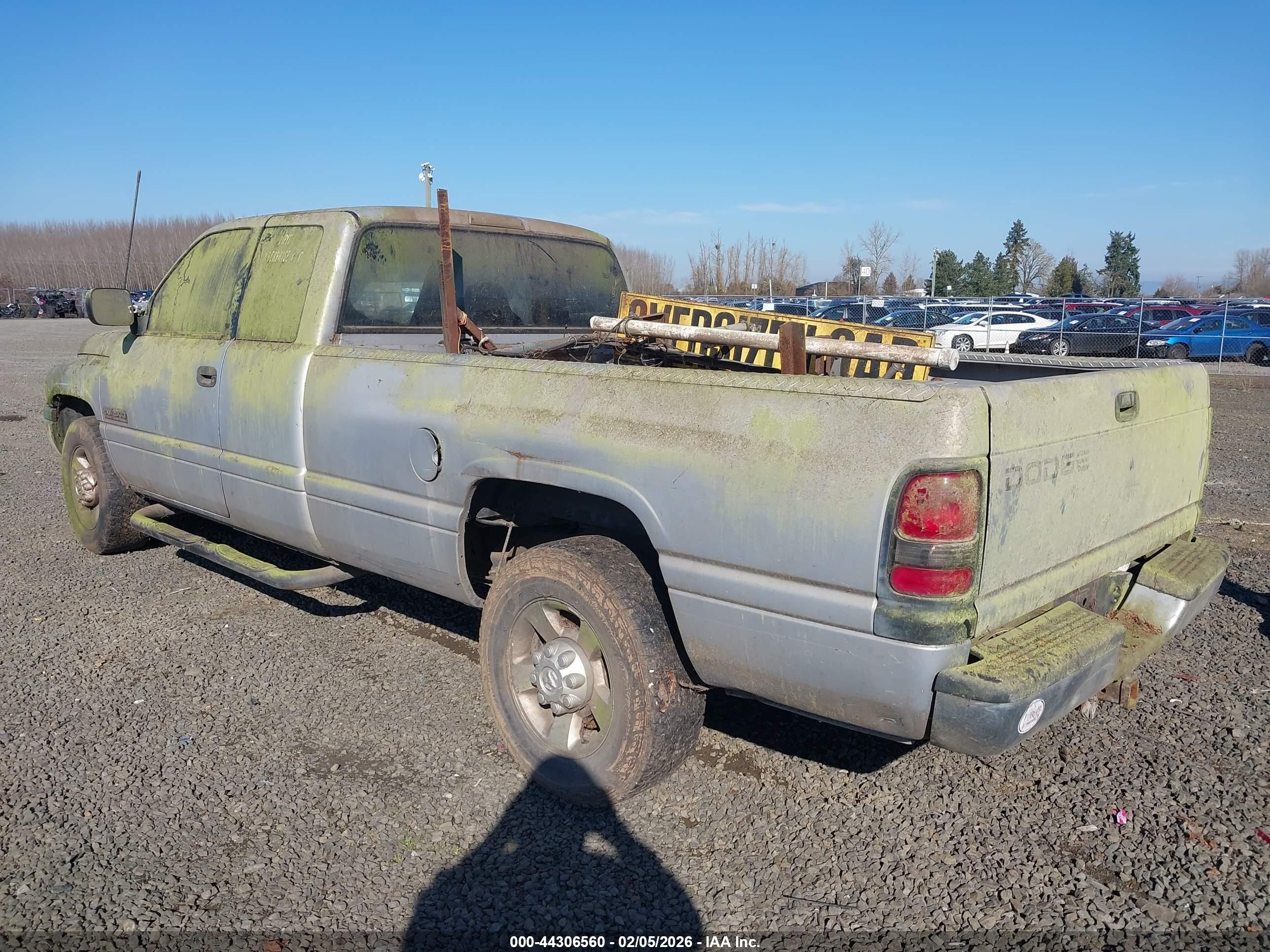 DODGE RAM image 3