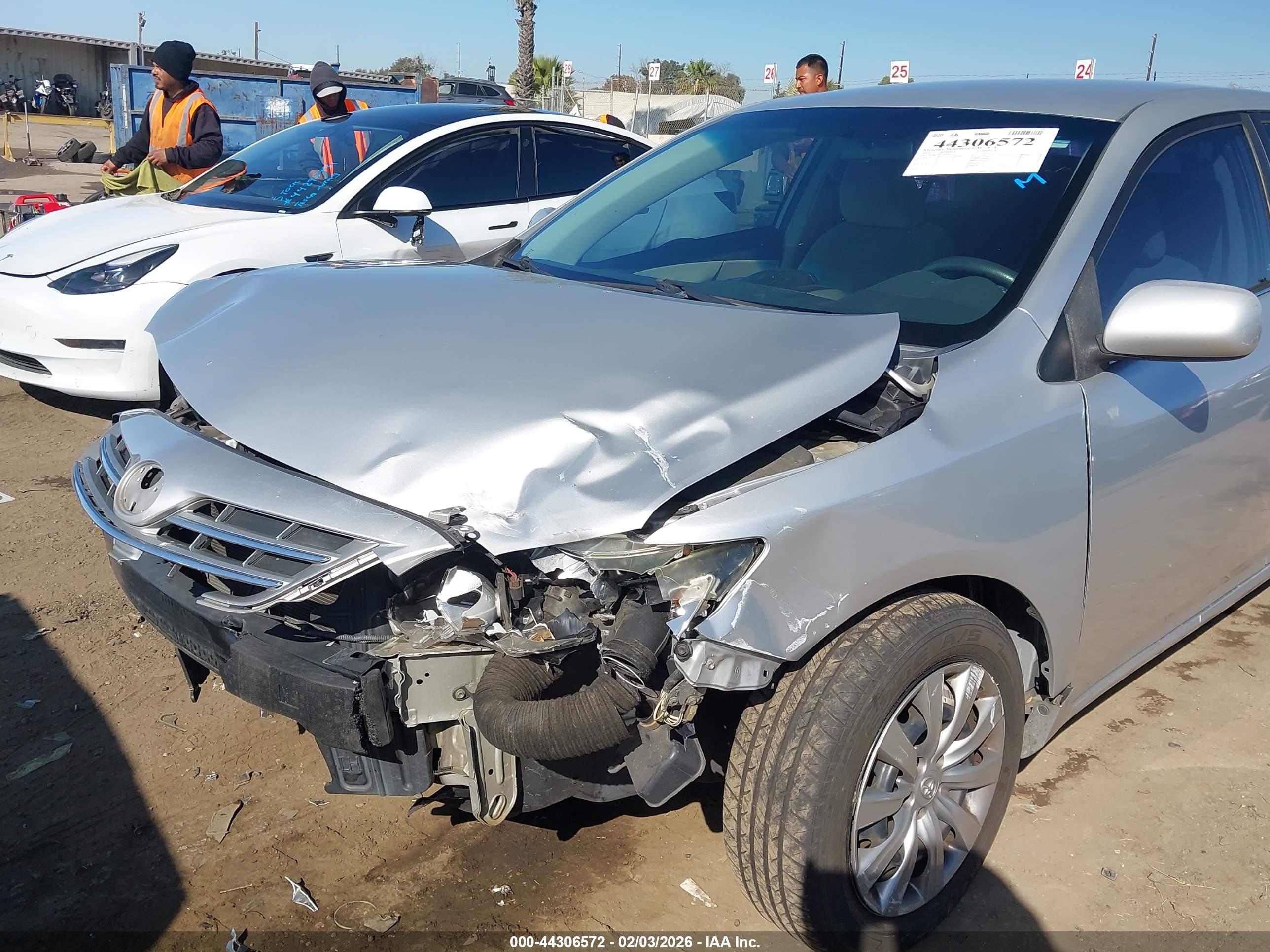 TOYOTA COROLLA image 6