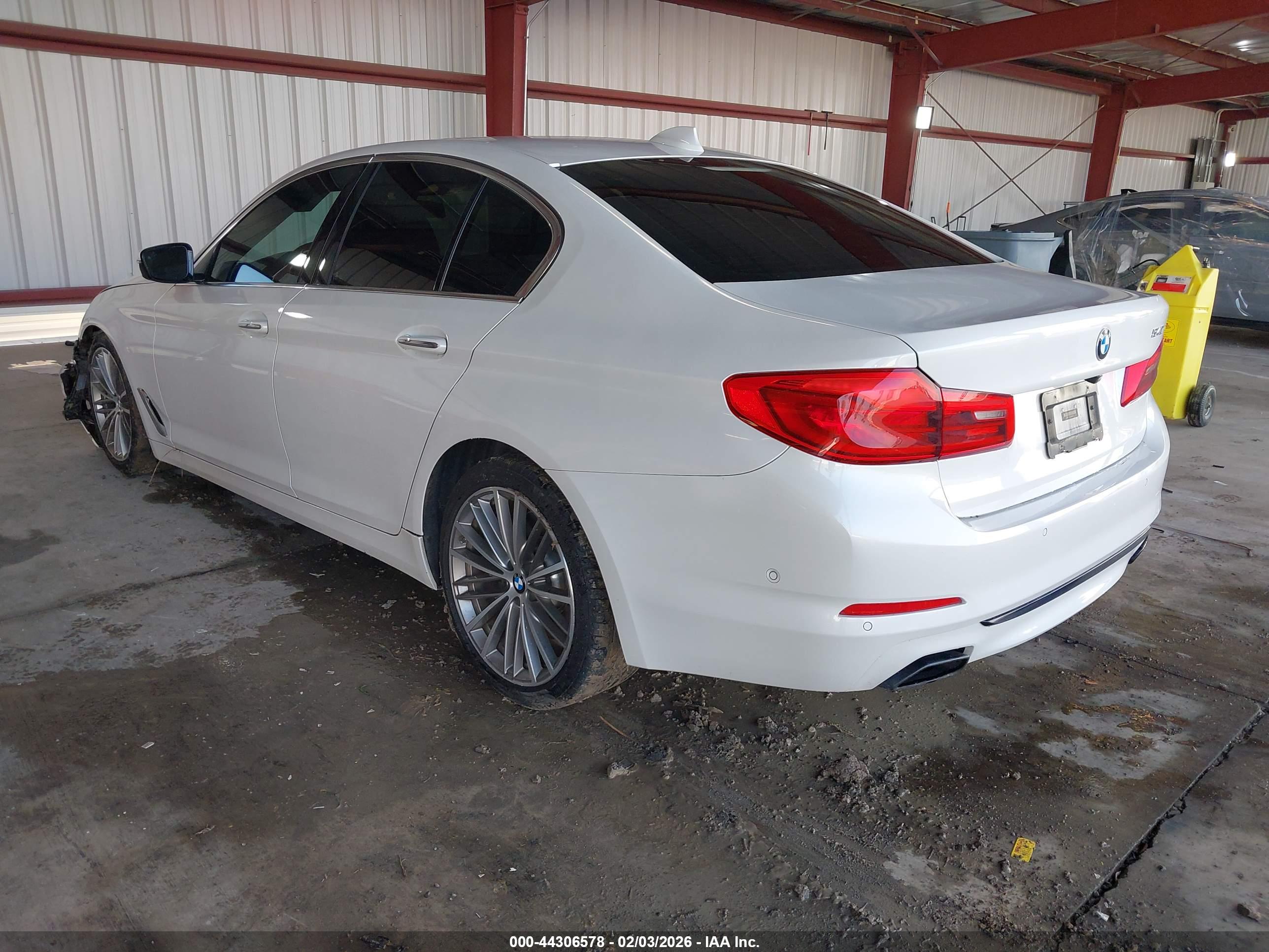 BMW 540I image 3