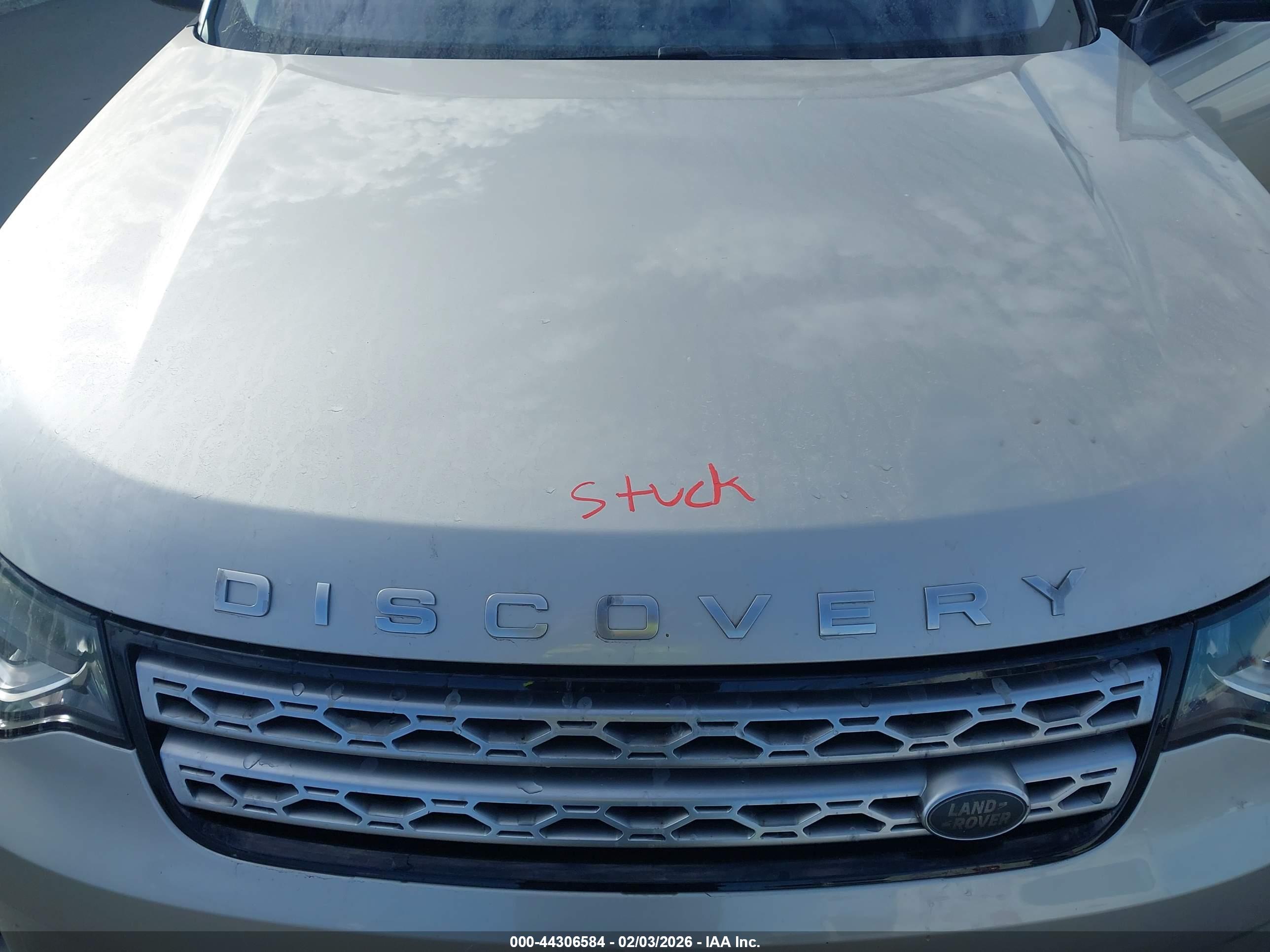 LAND ROVER image 10