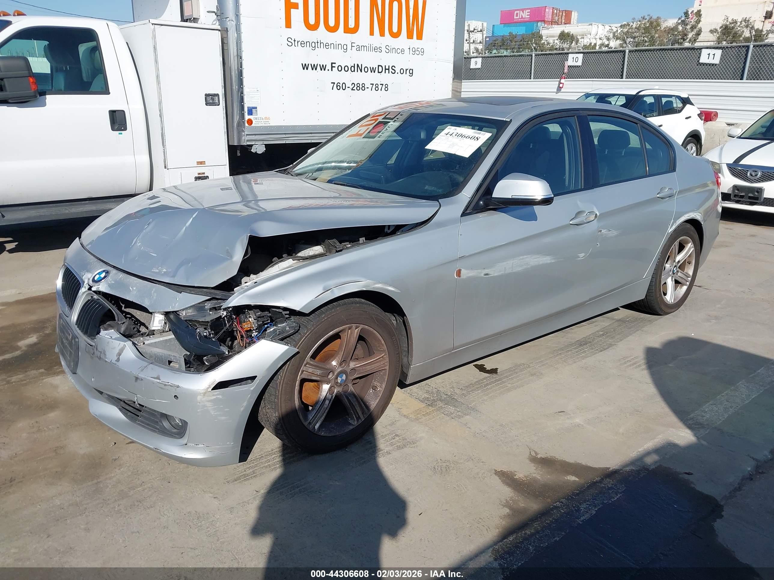 BMW 328I image 2