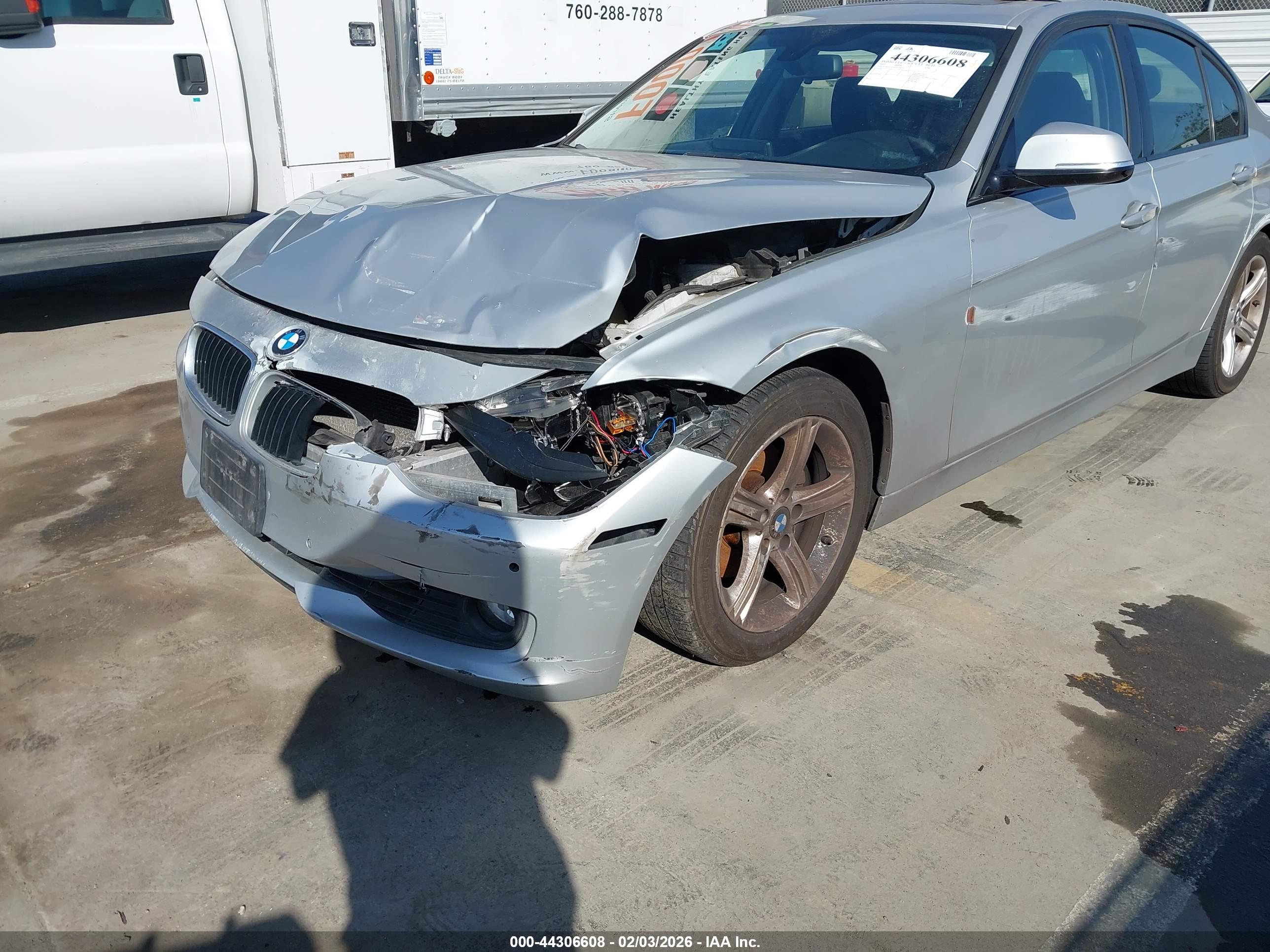 BMW 328I image 6