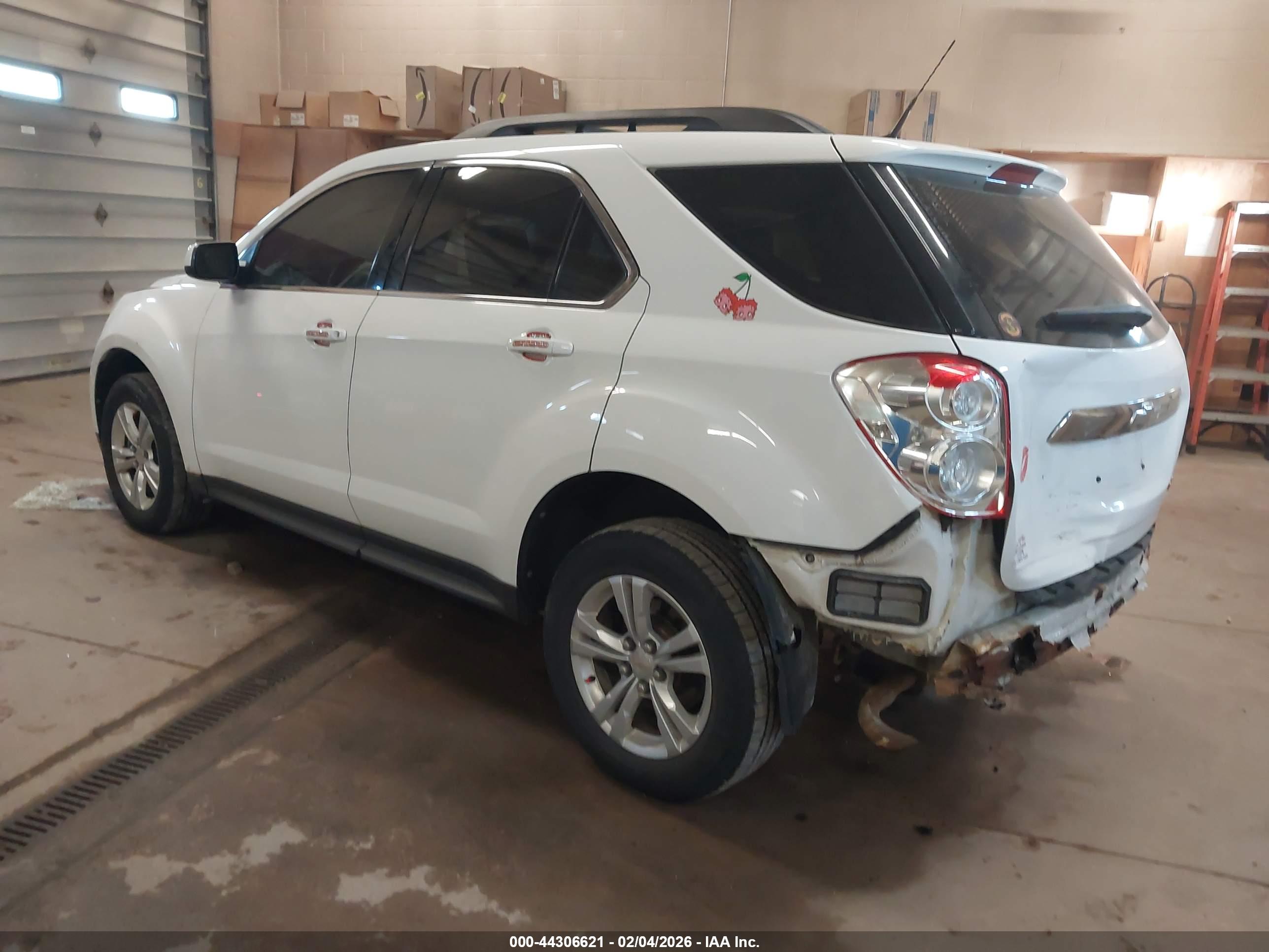 CHEVROLET EQUINOX image 3