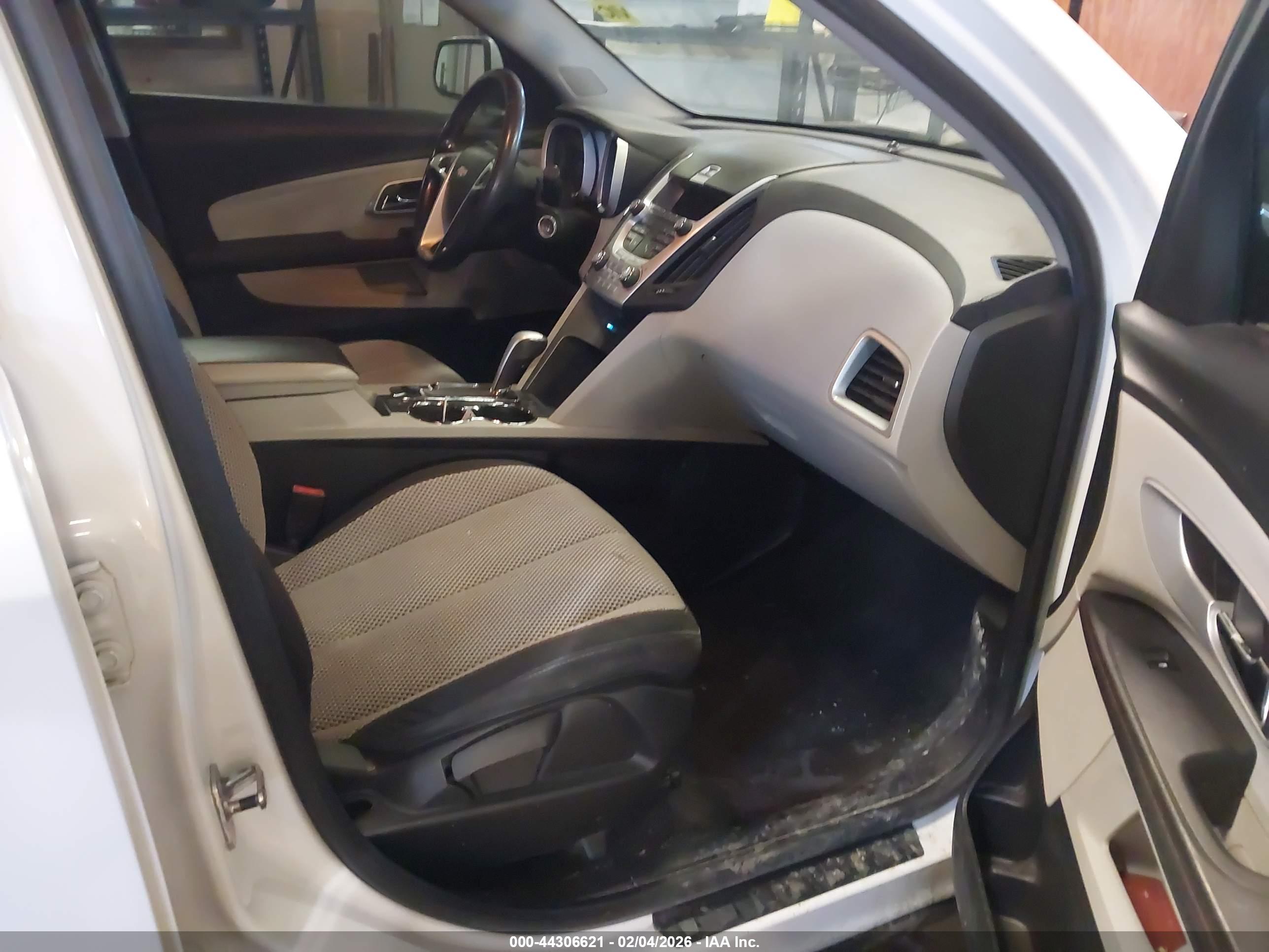 CHEVROLET EQUINOX image 5