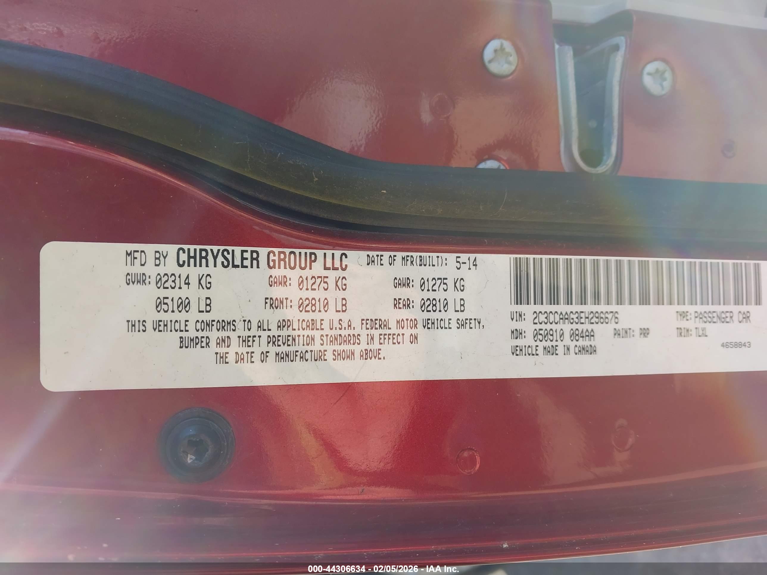 CHRYSLER 300 image 9