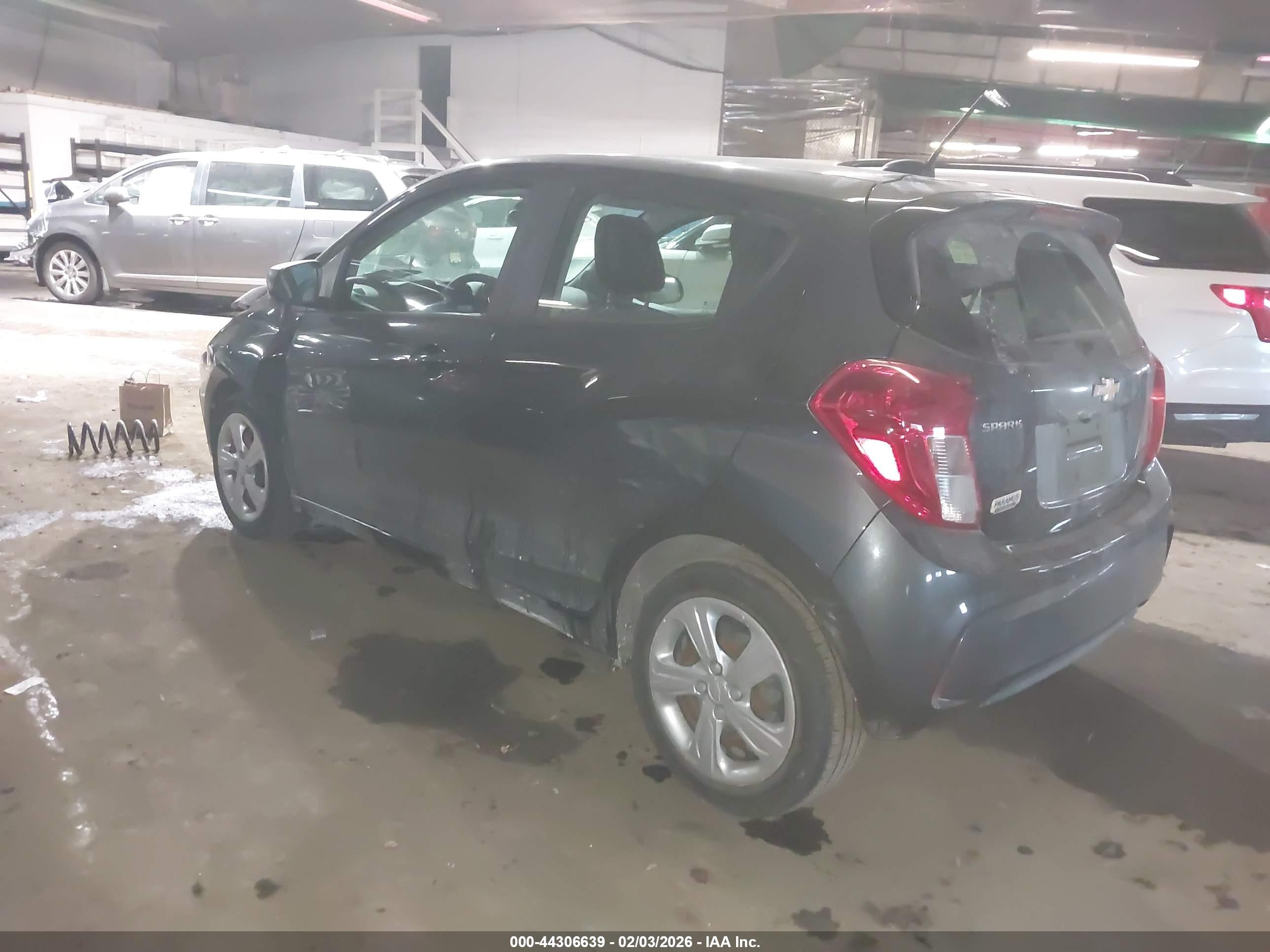 CHEVROLET SPARK image 3