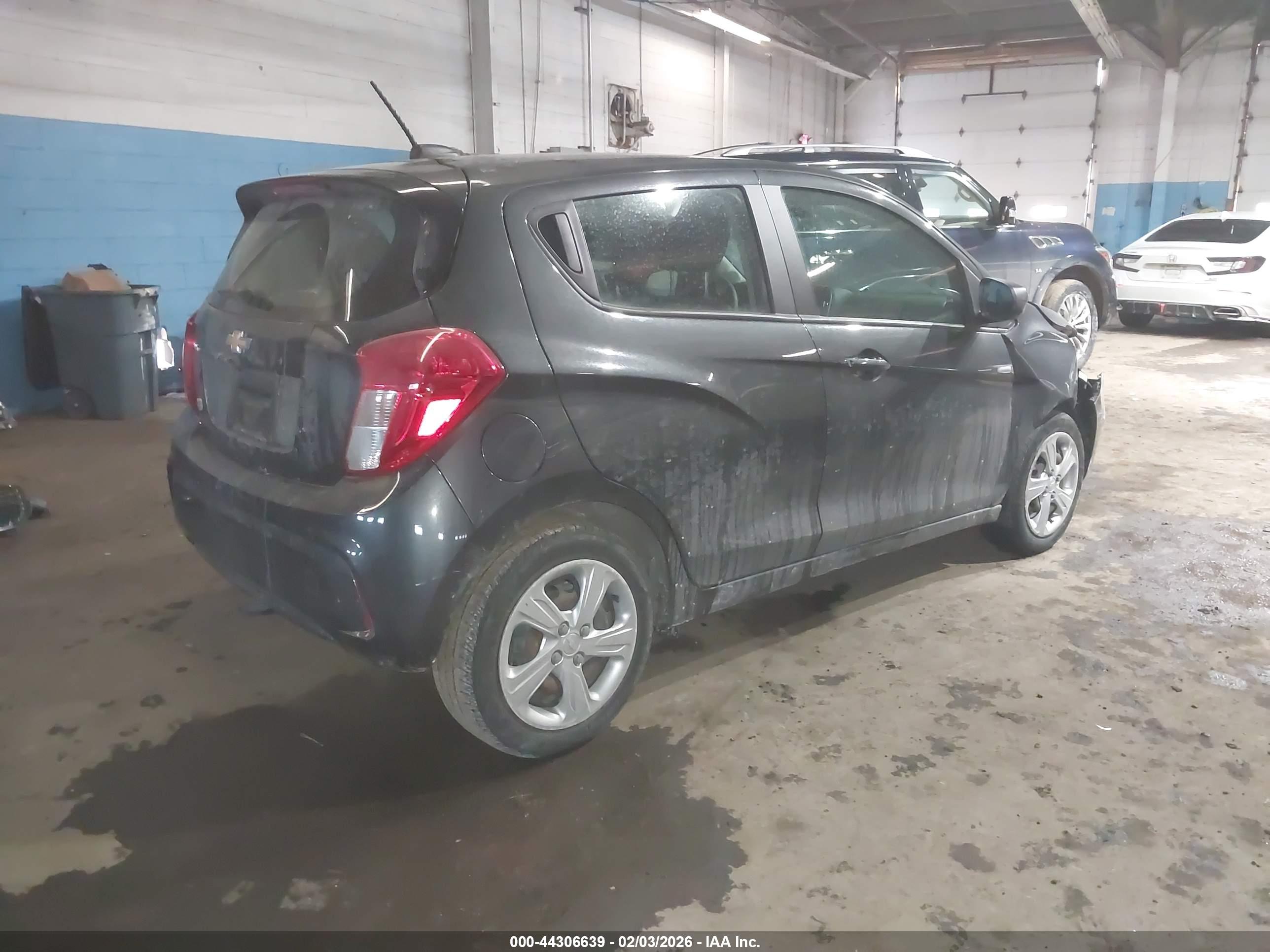 CHEVROLET SPARK image 4