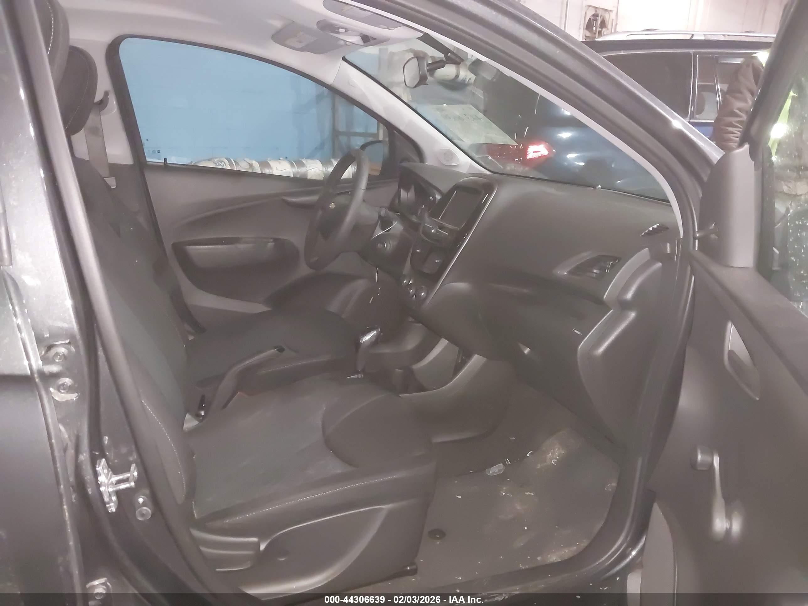 CHEVROLET SPARK image 5