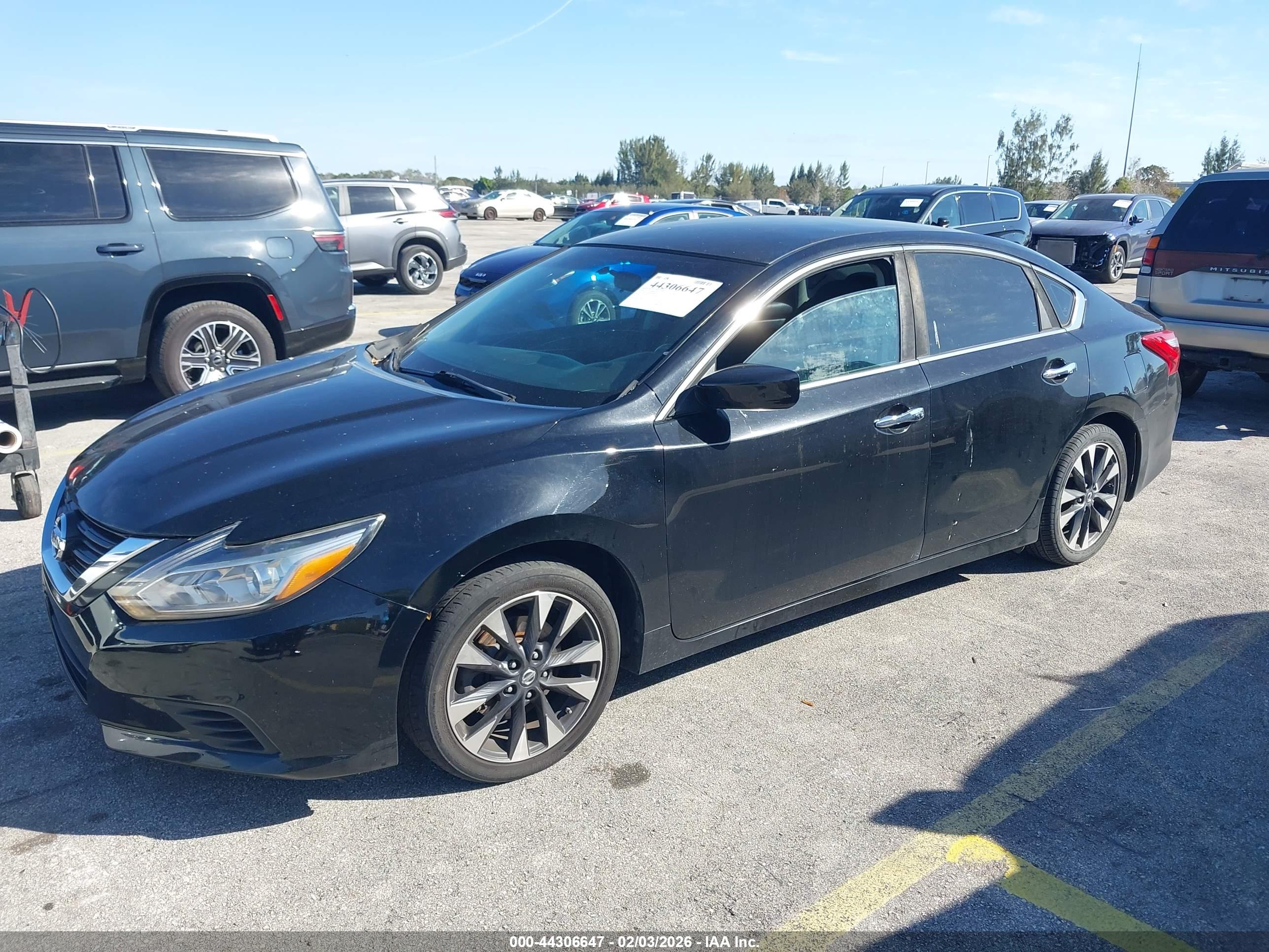 NISSAN ALTIMA image 2