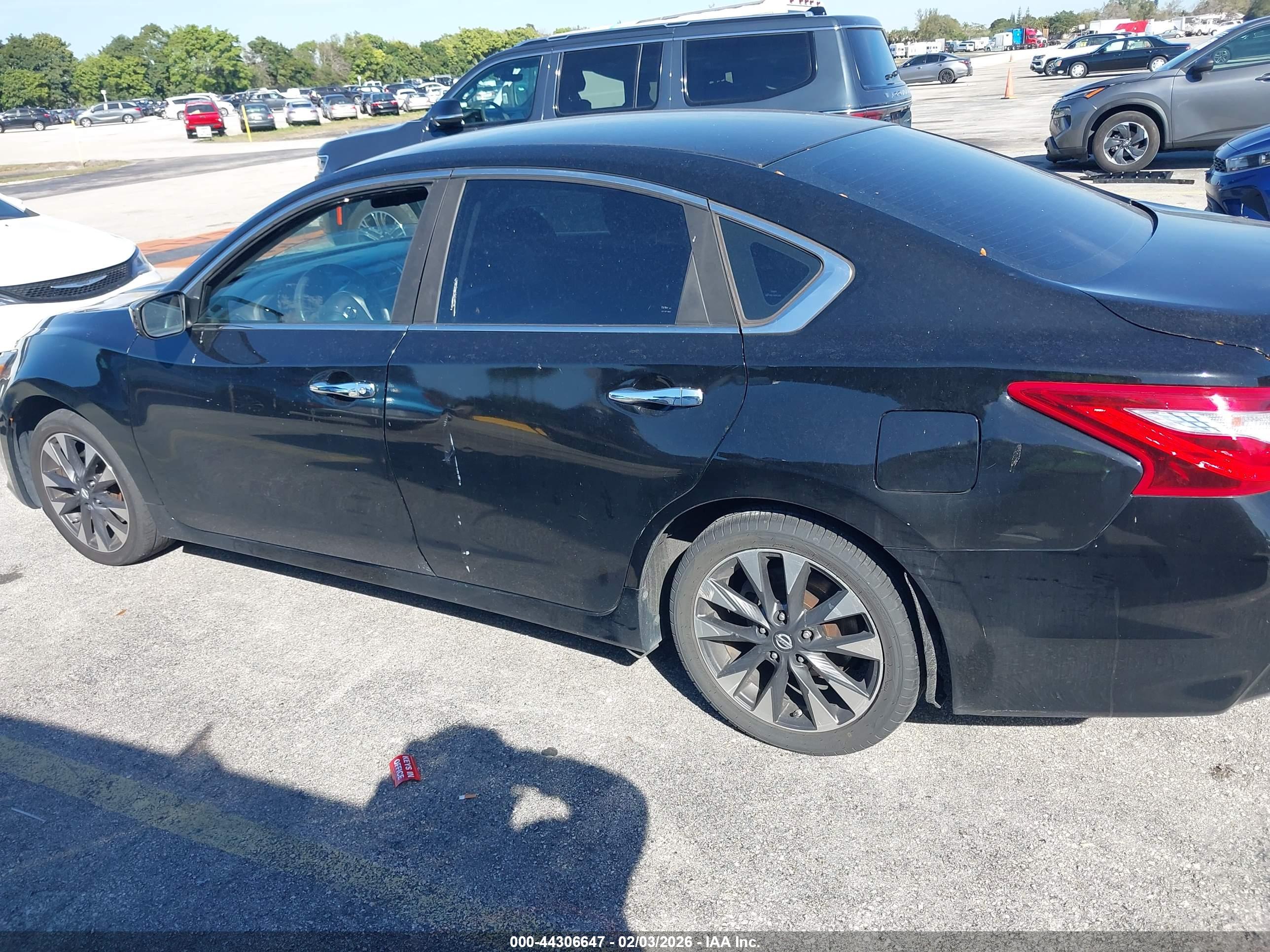 NISSAN ALTIMA image 6
