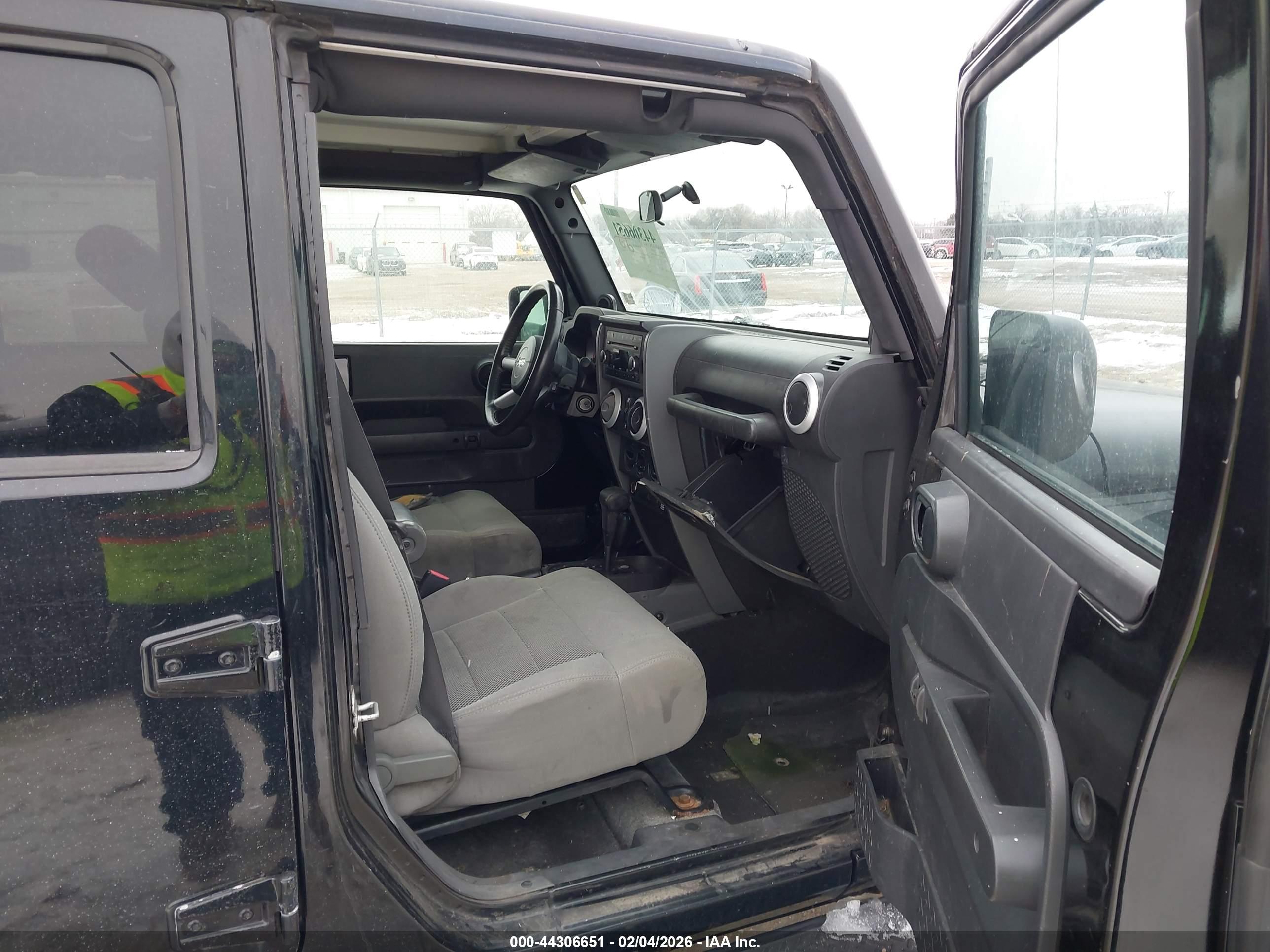 JEEP WRANGLER image 5