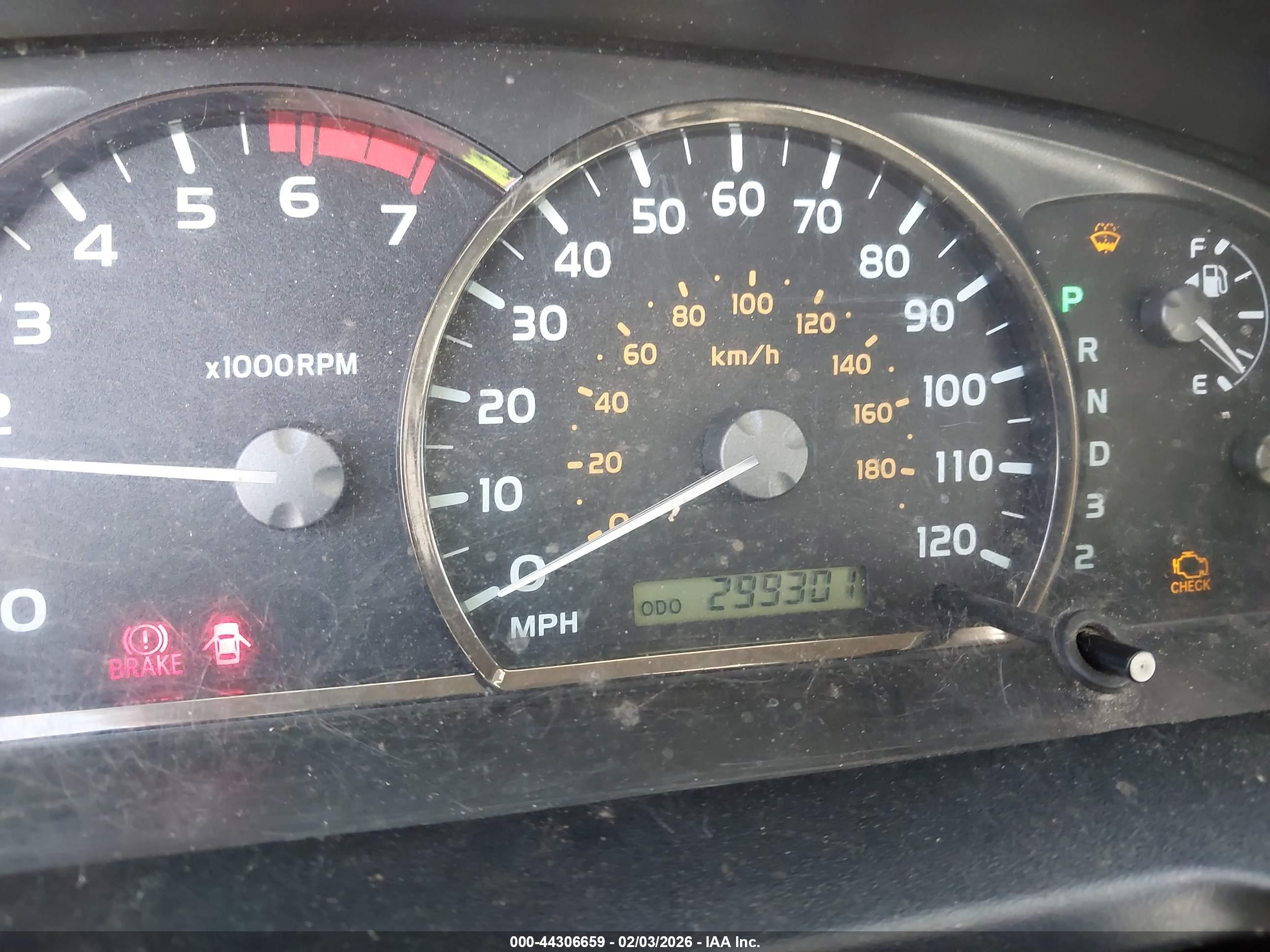 TOYOTA SEQUOIA image 7