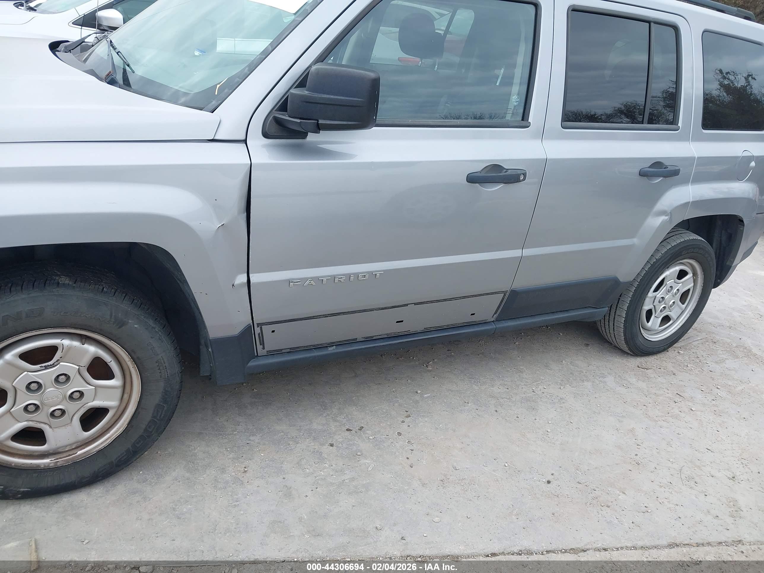 JEEP PATRIOT image 6