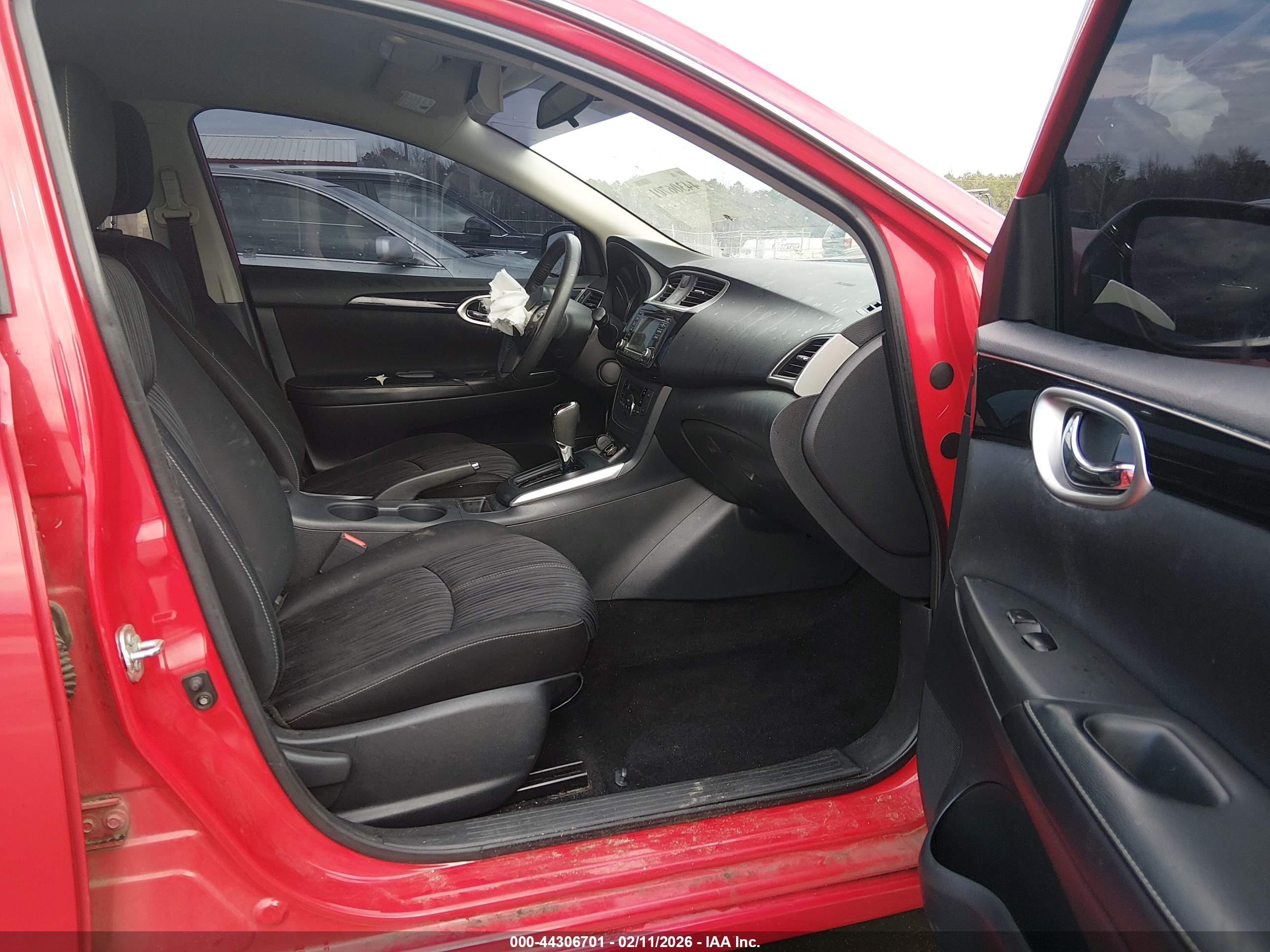 NISSAN SENTRA image 5