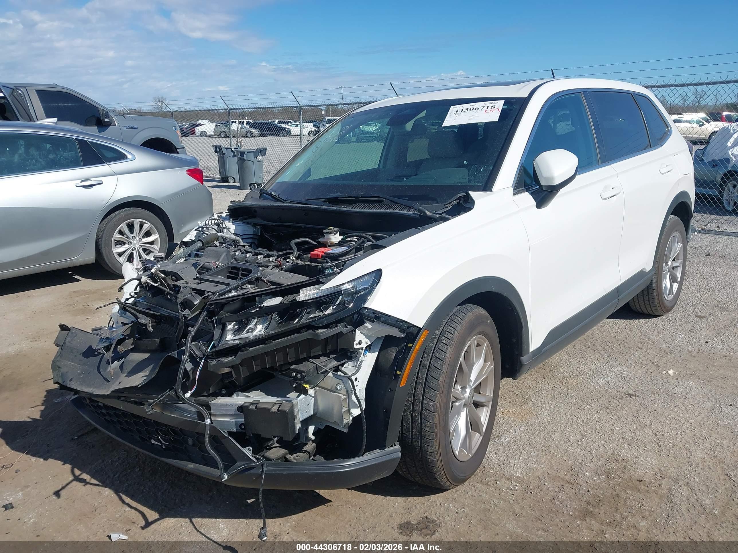 HONDA CR-V image 2