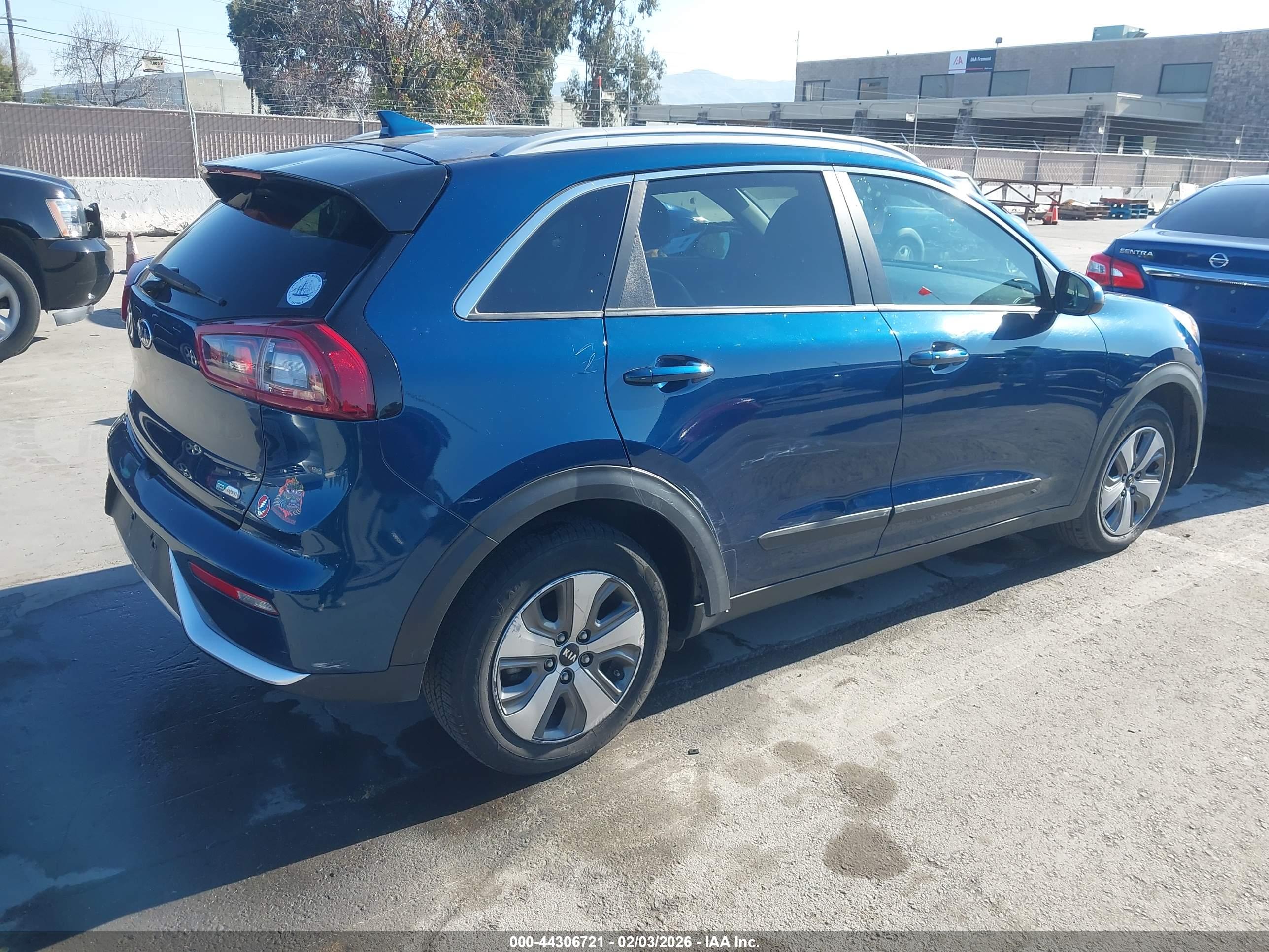 KIA NIRO image 4