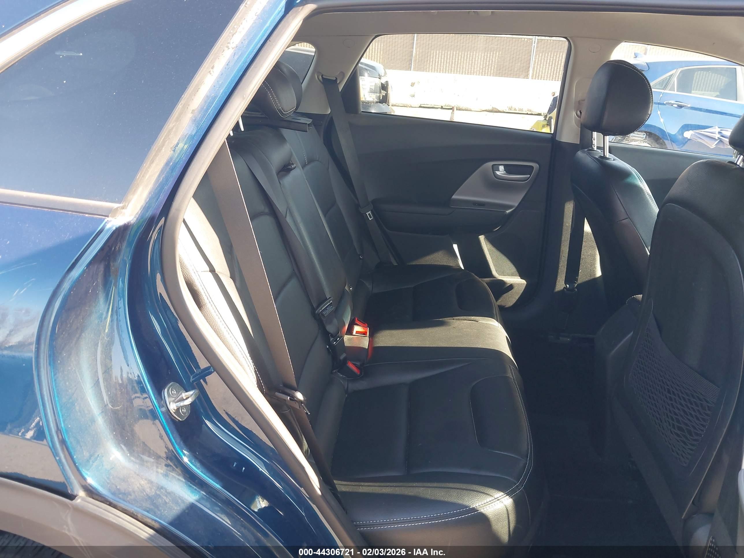 KIA NIRO image 8