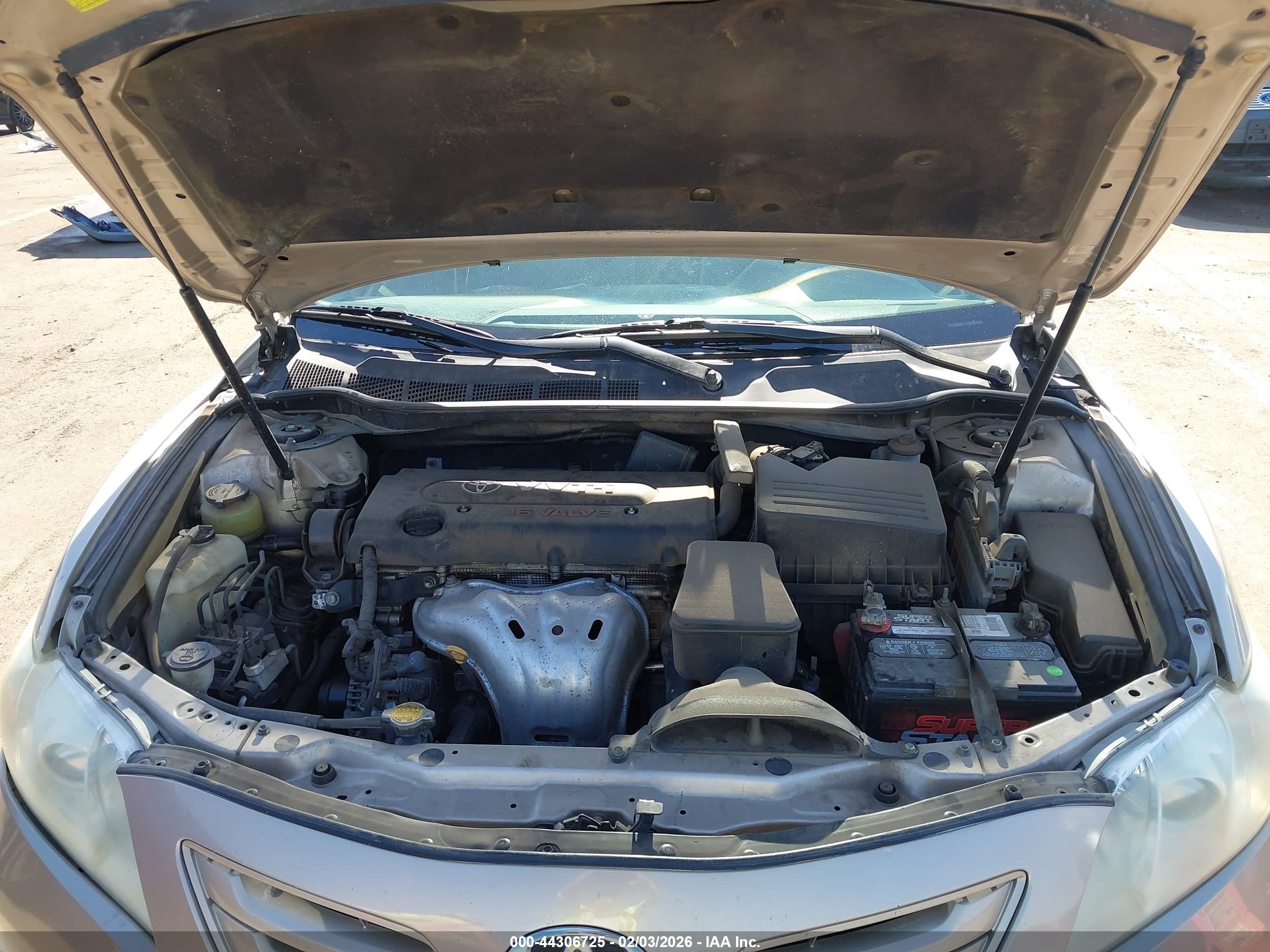 TOYOTA CAMRY image 10