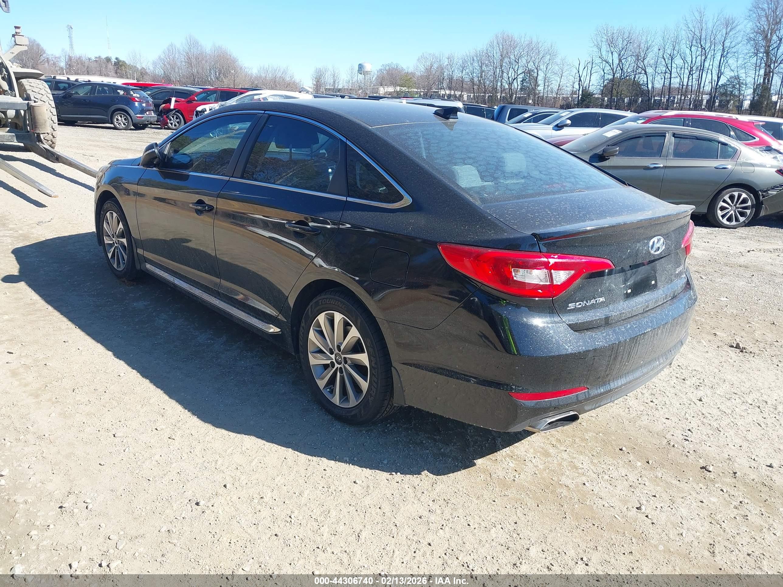 HYUNDAI SONATA image 3