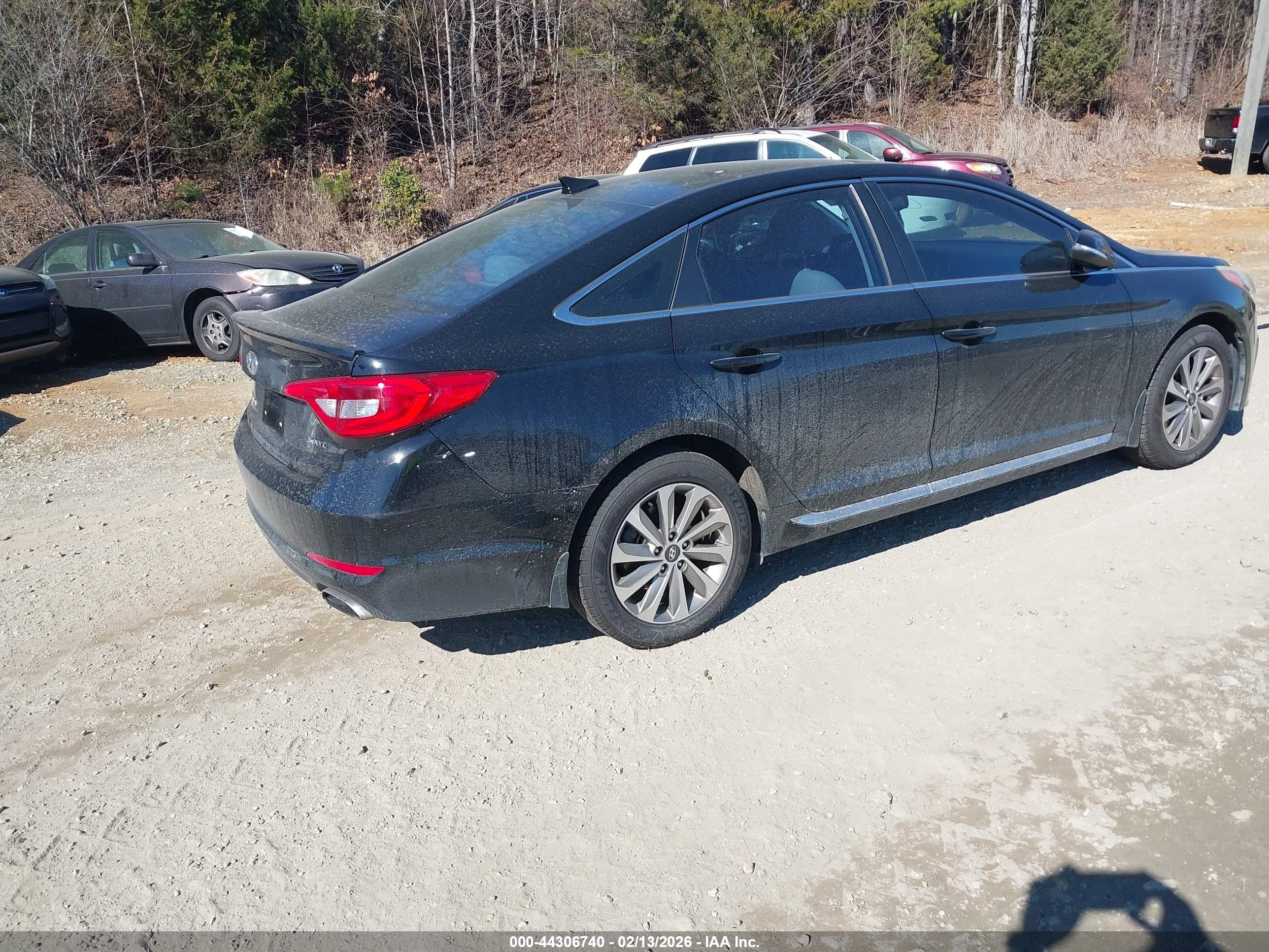HYUNDAI SONATA image 4