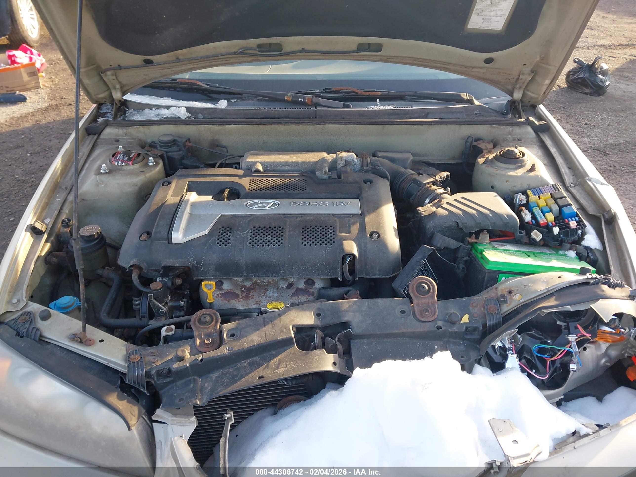 HYUNDAI ELANTRA image 10
