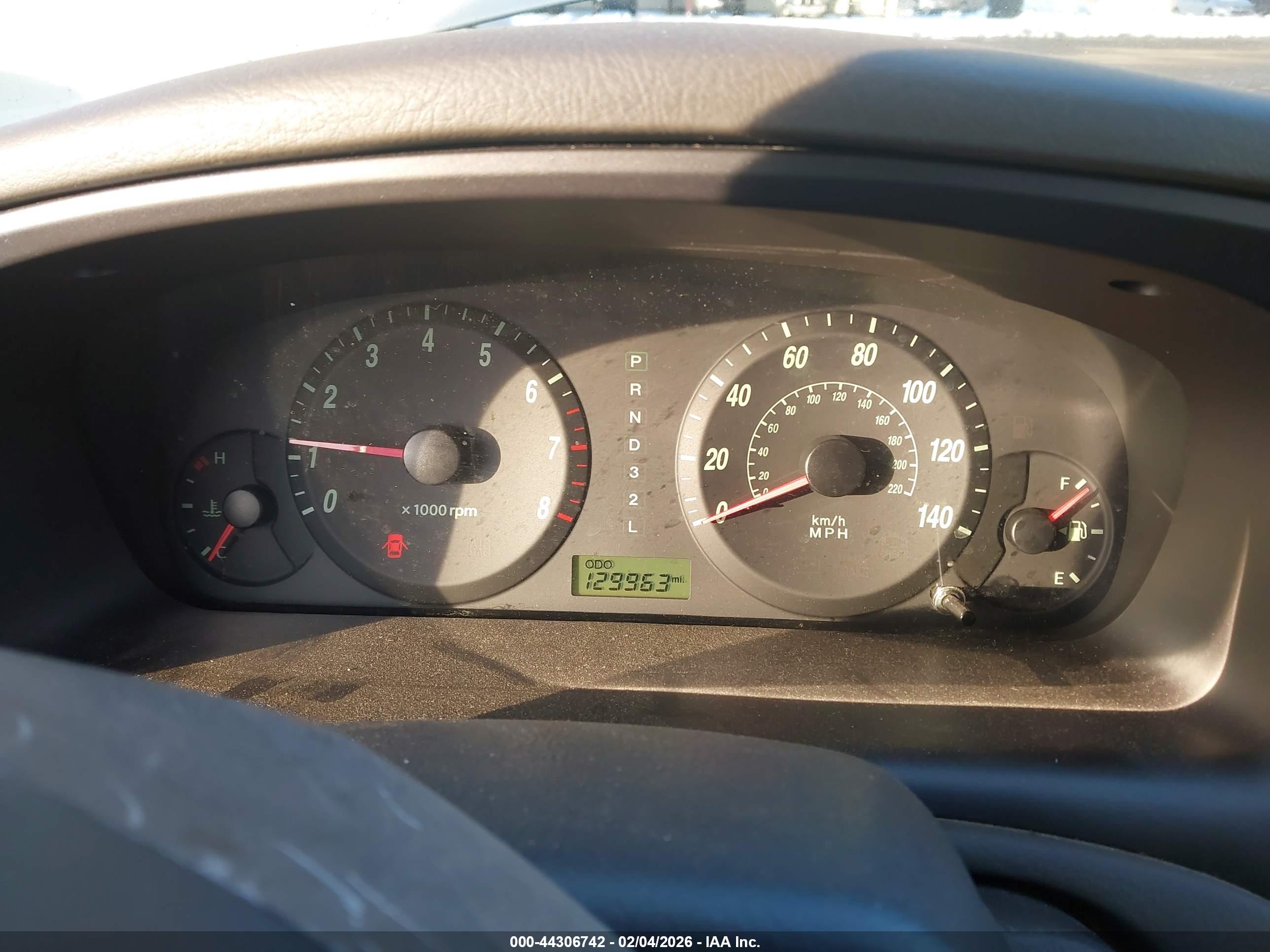 HYUNDAI ELANTRA image 7