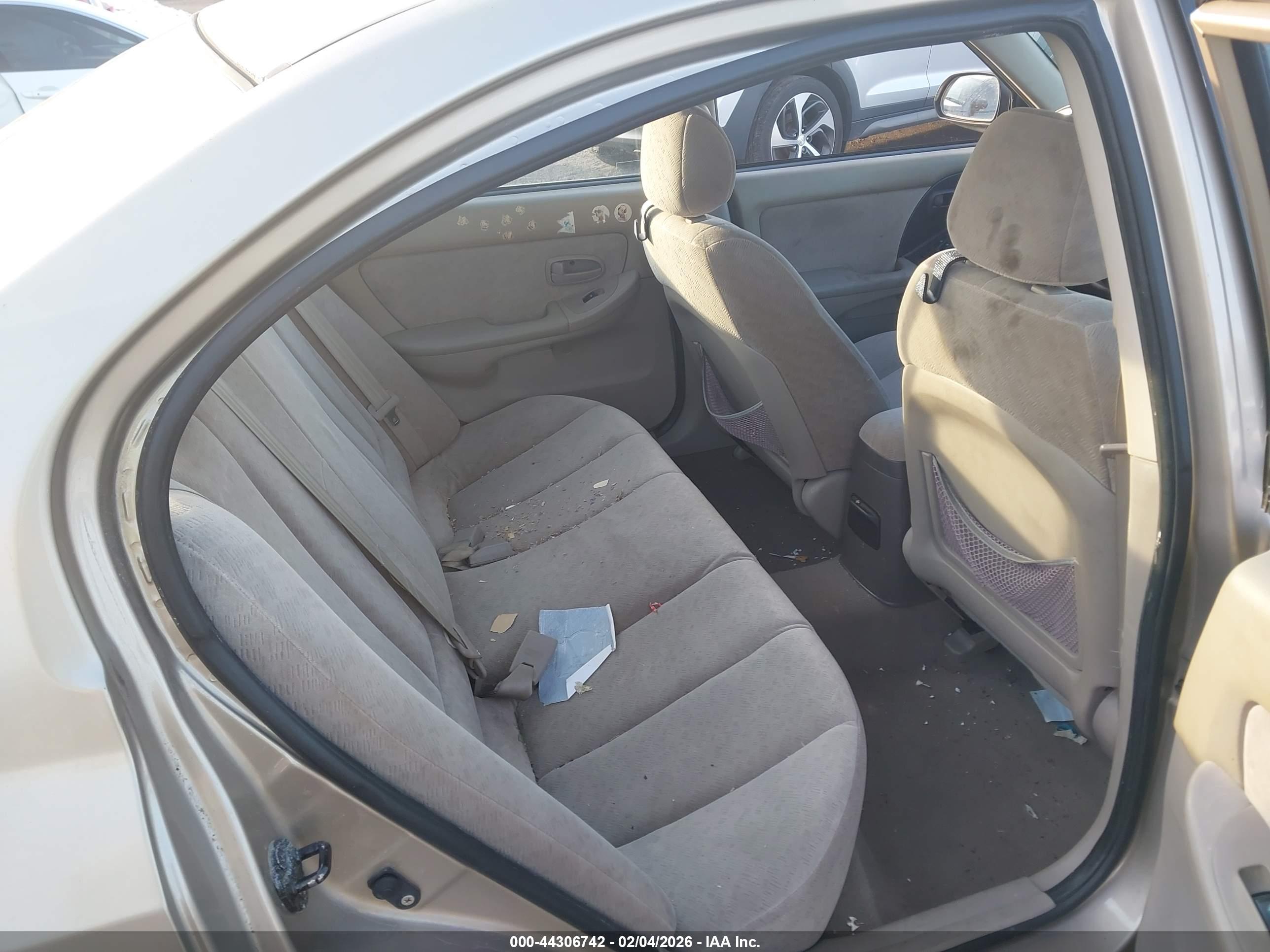 HYUNDAI ELANTRA image 8