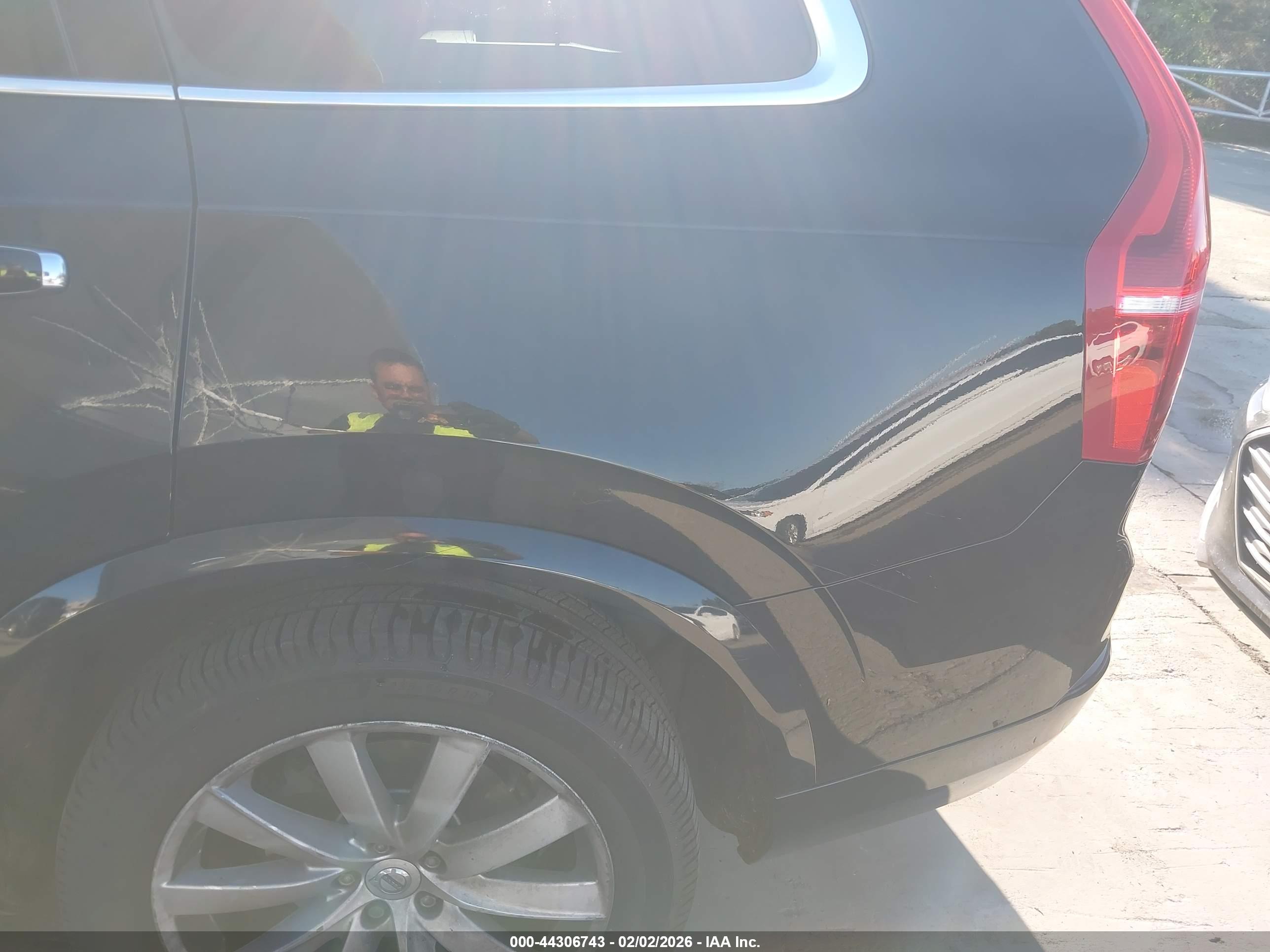 VOLVO XC90 image 6