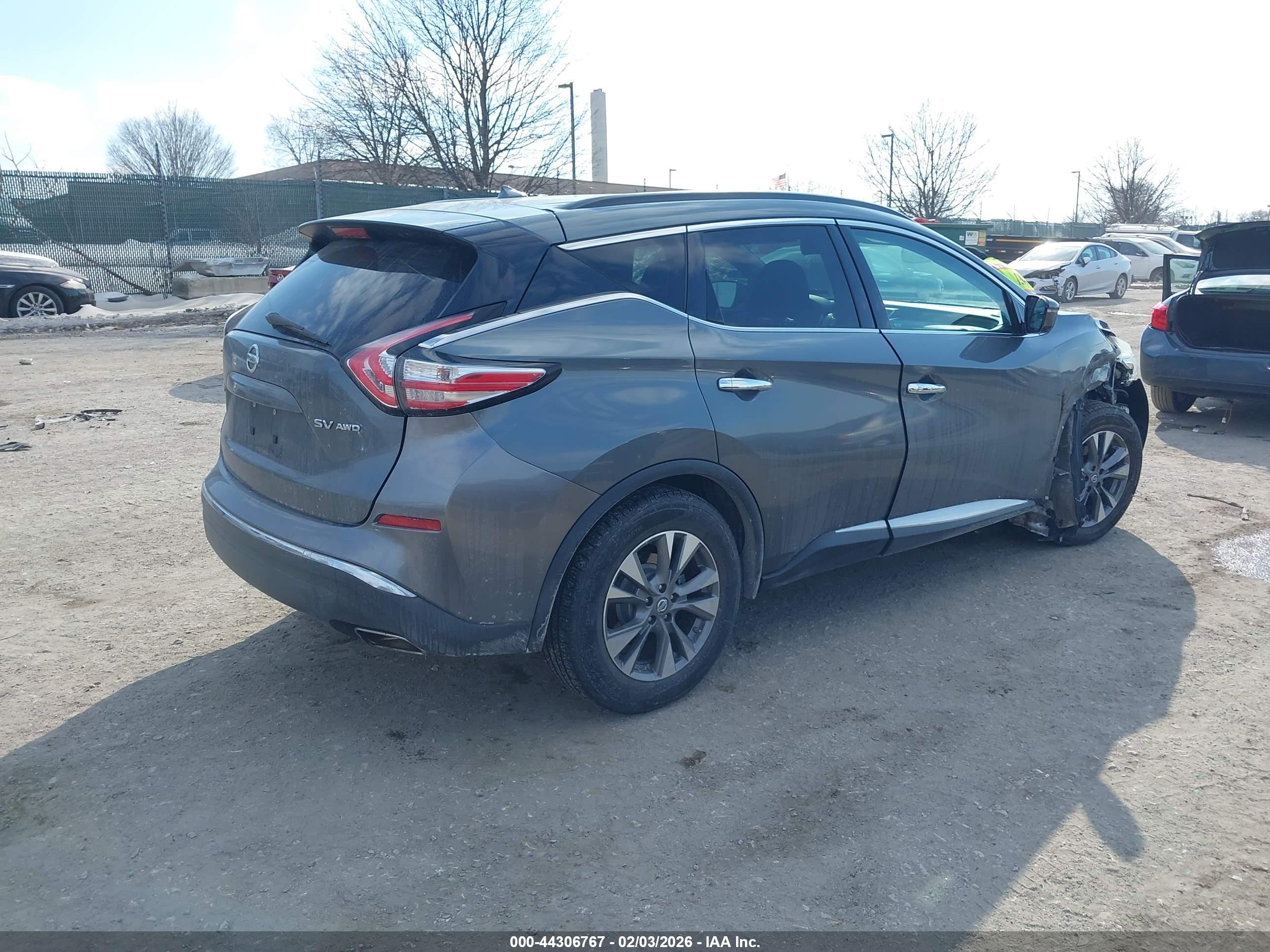 NISSAN MURANO image 4