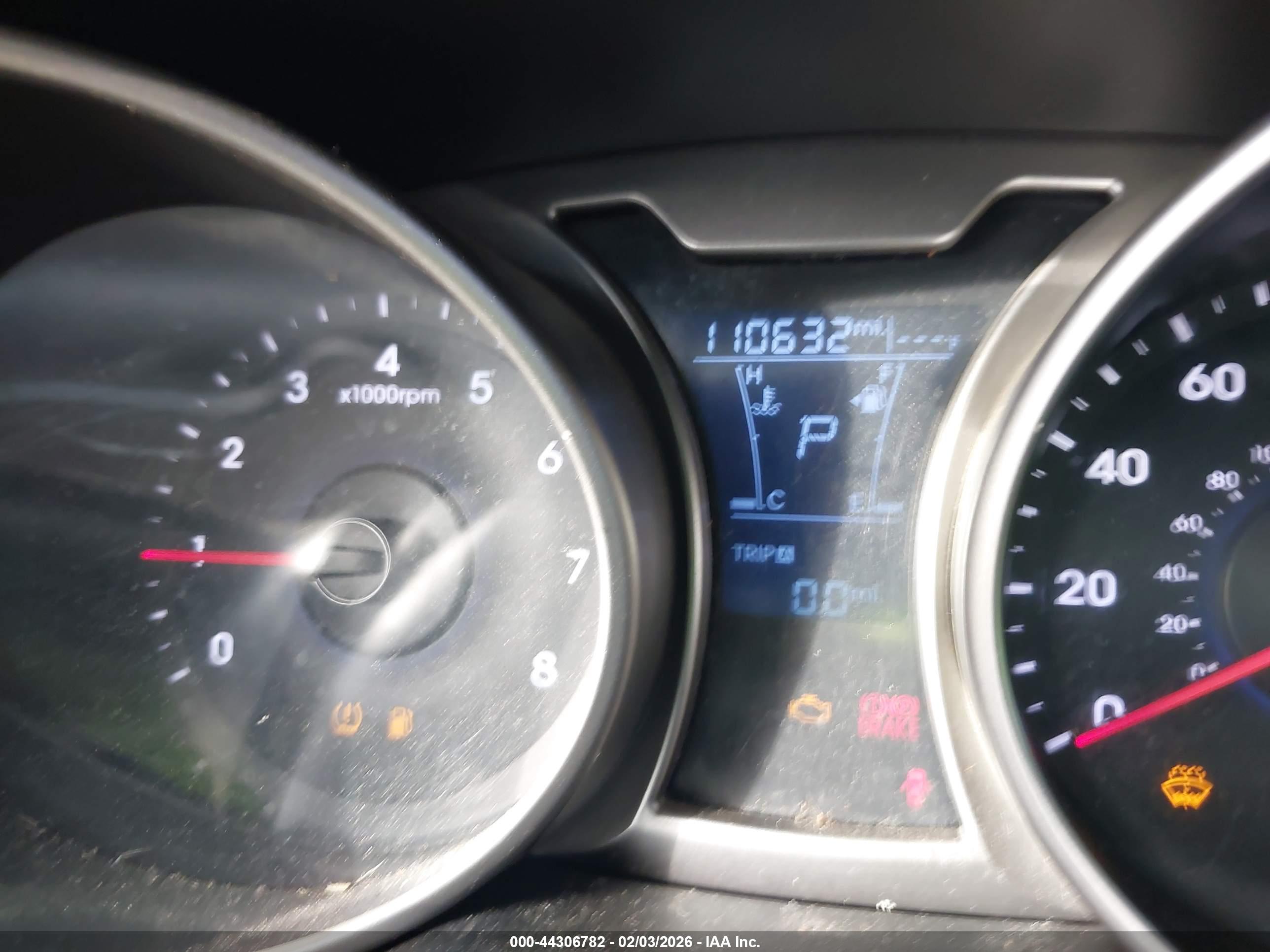 HYUNDAI VELOSTER image 7