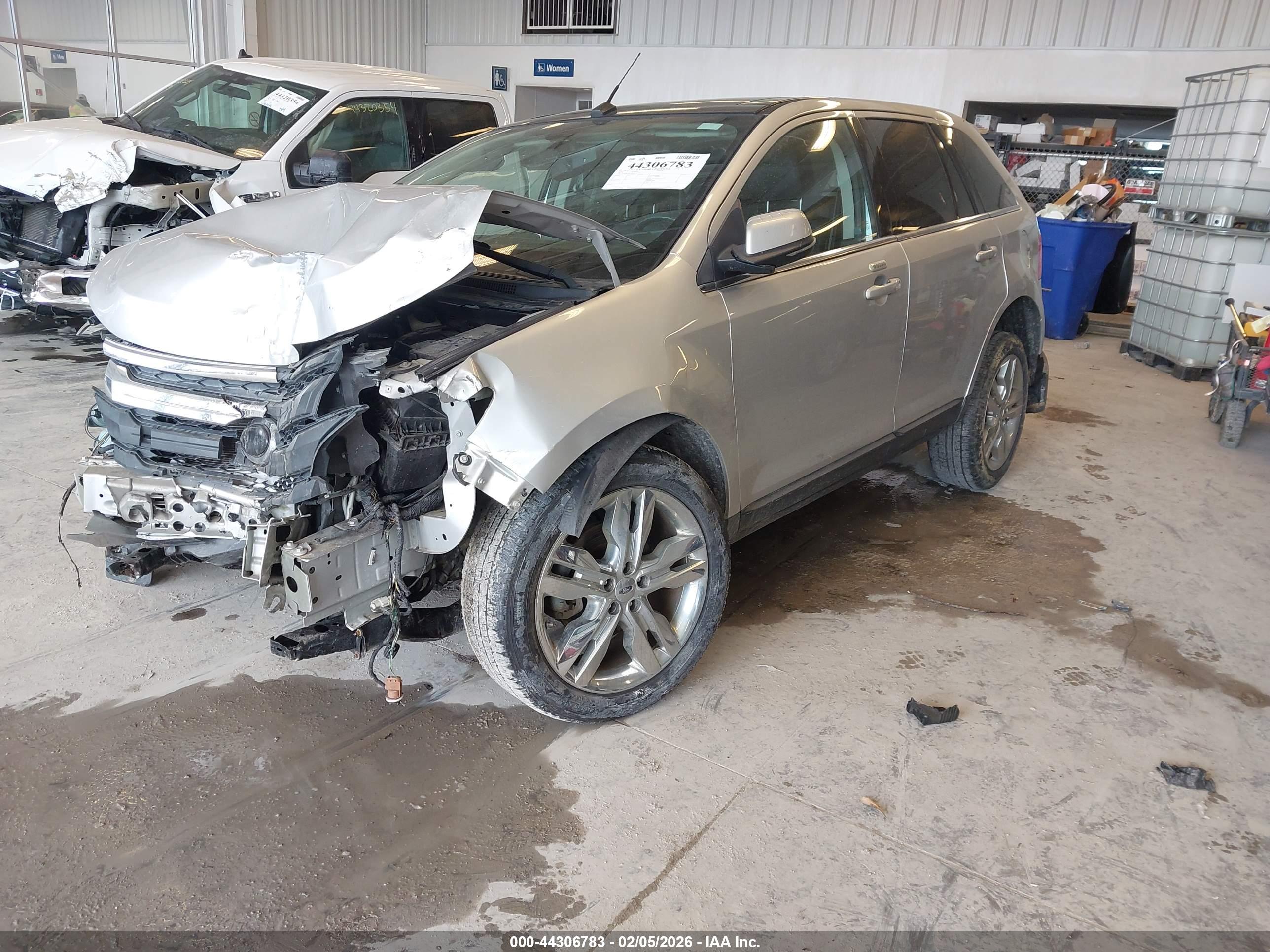 FORD EDGE image 2