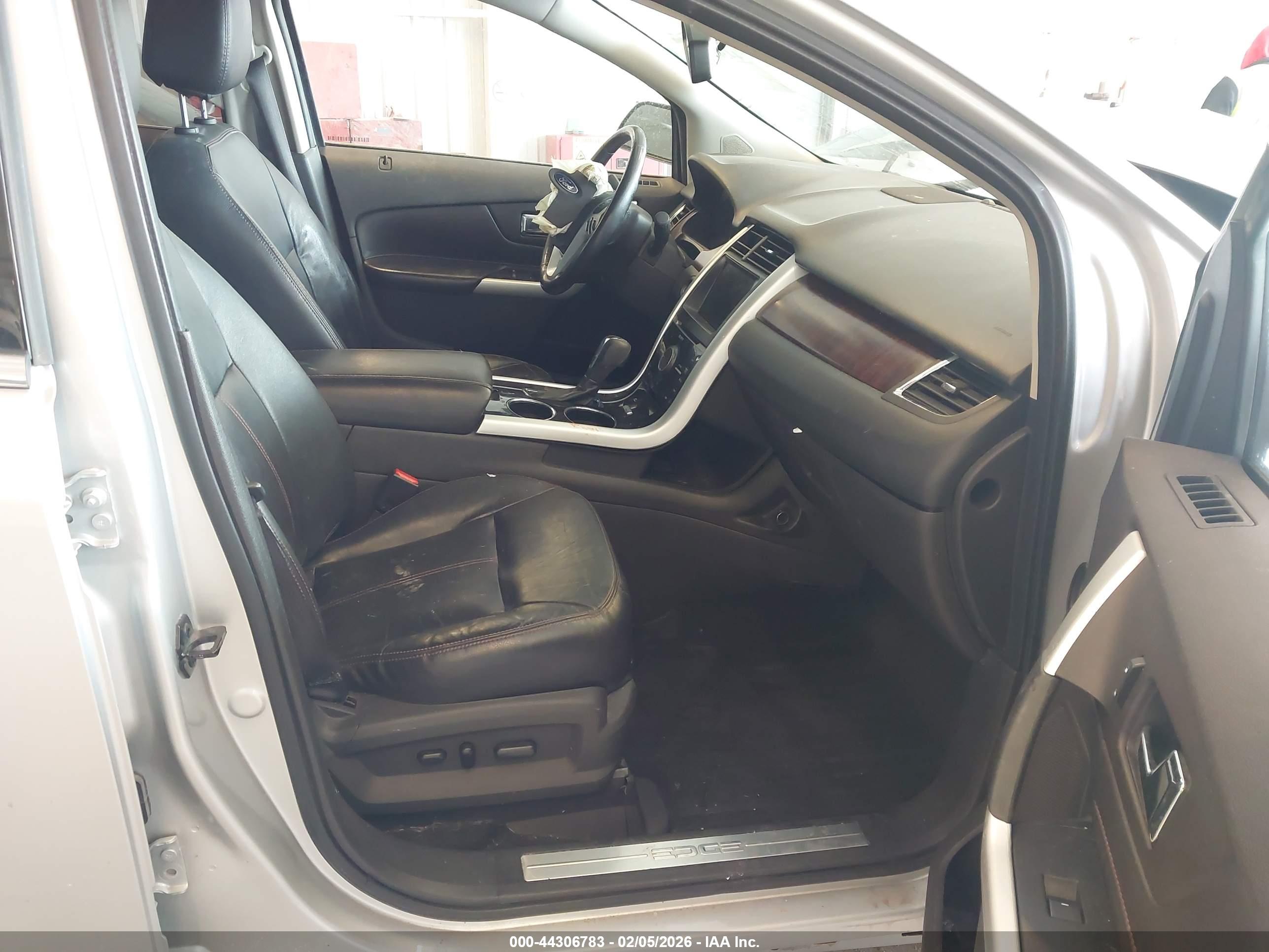 FORD EDGE image 5