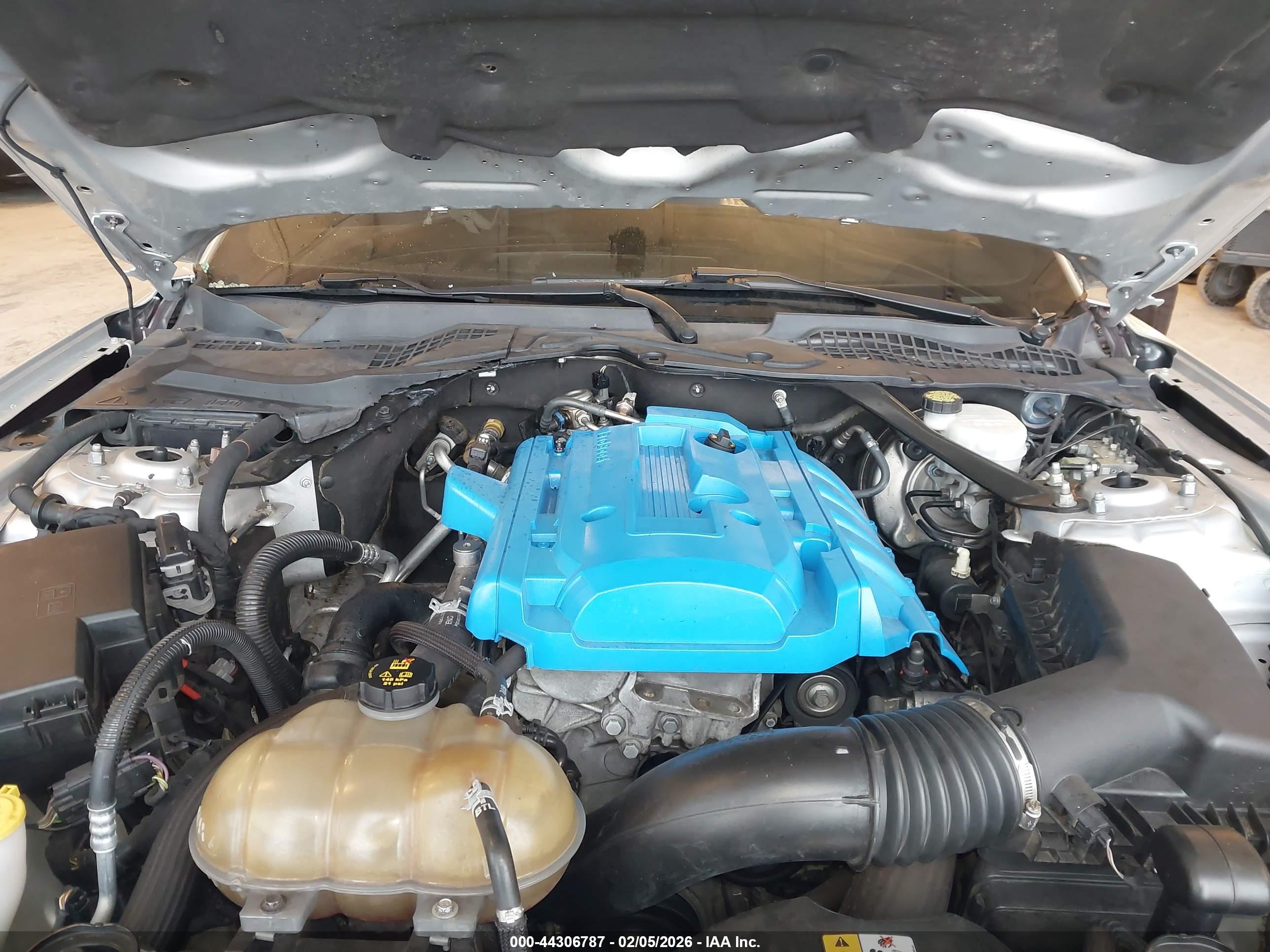 FORD MUSTANG image 10