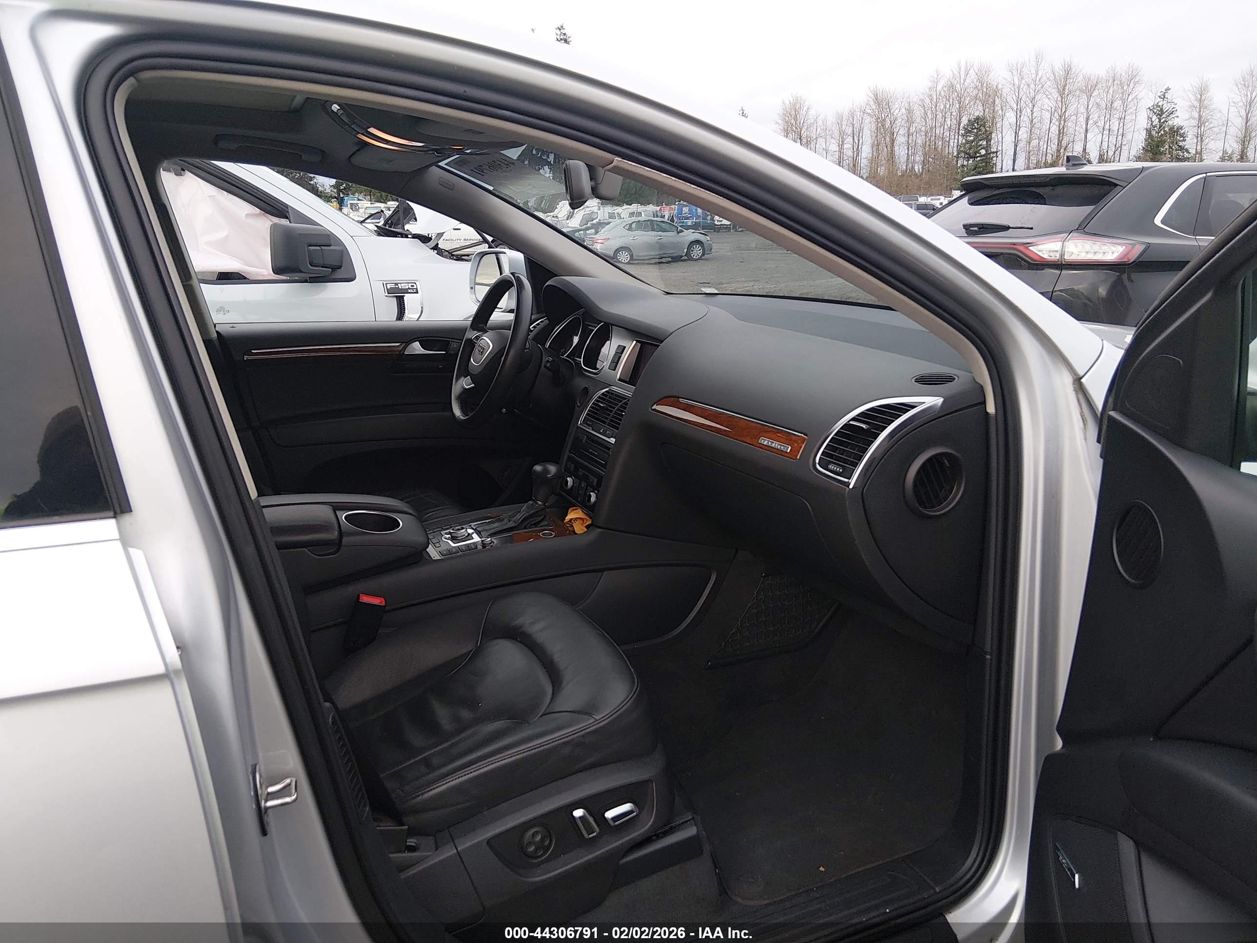 AUDI Q7 image 5