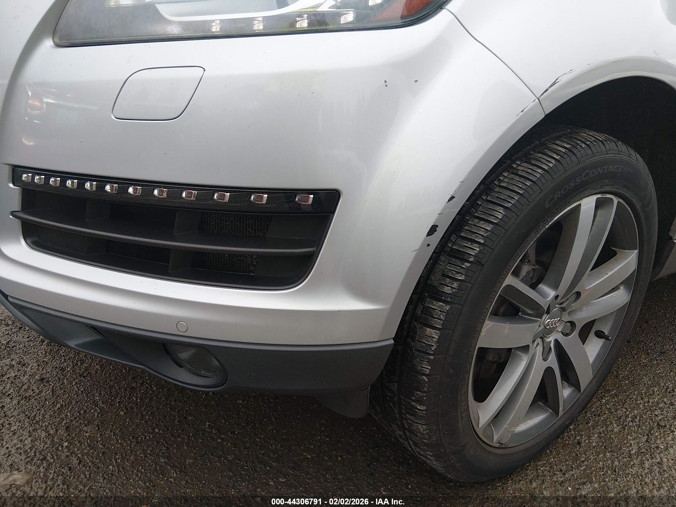 AUDI Q7 image 6