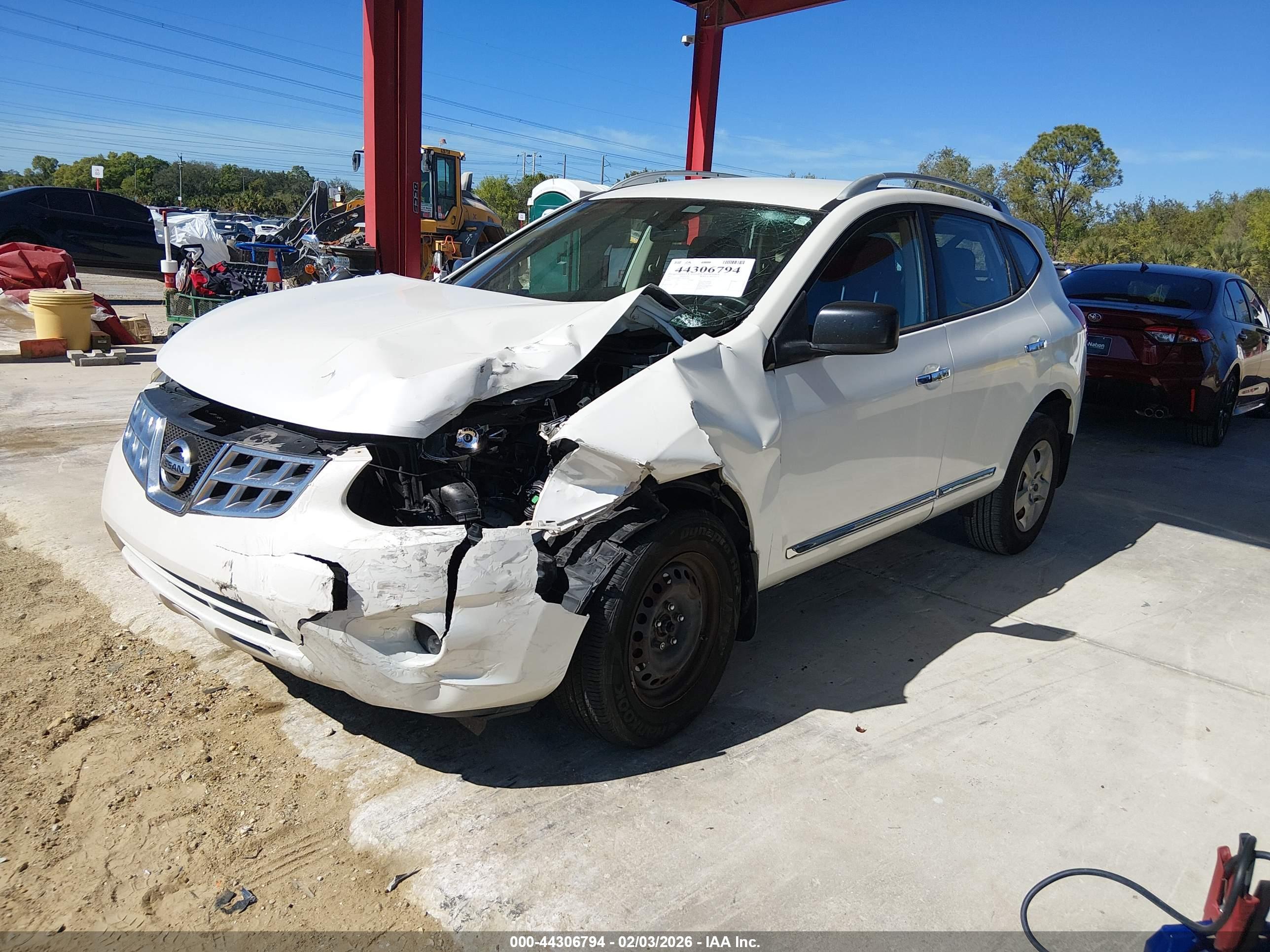 NISSAN ROGUE image 2