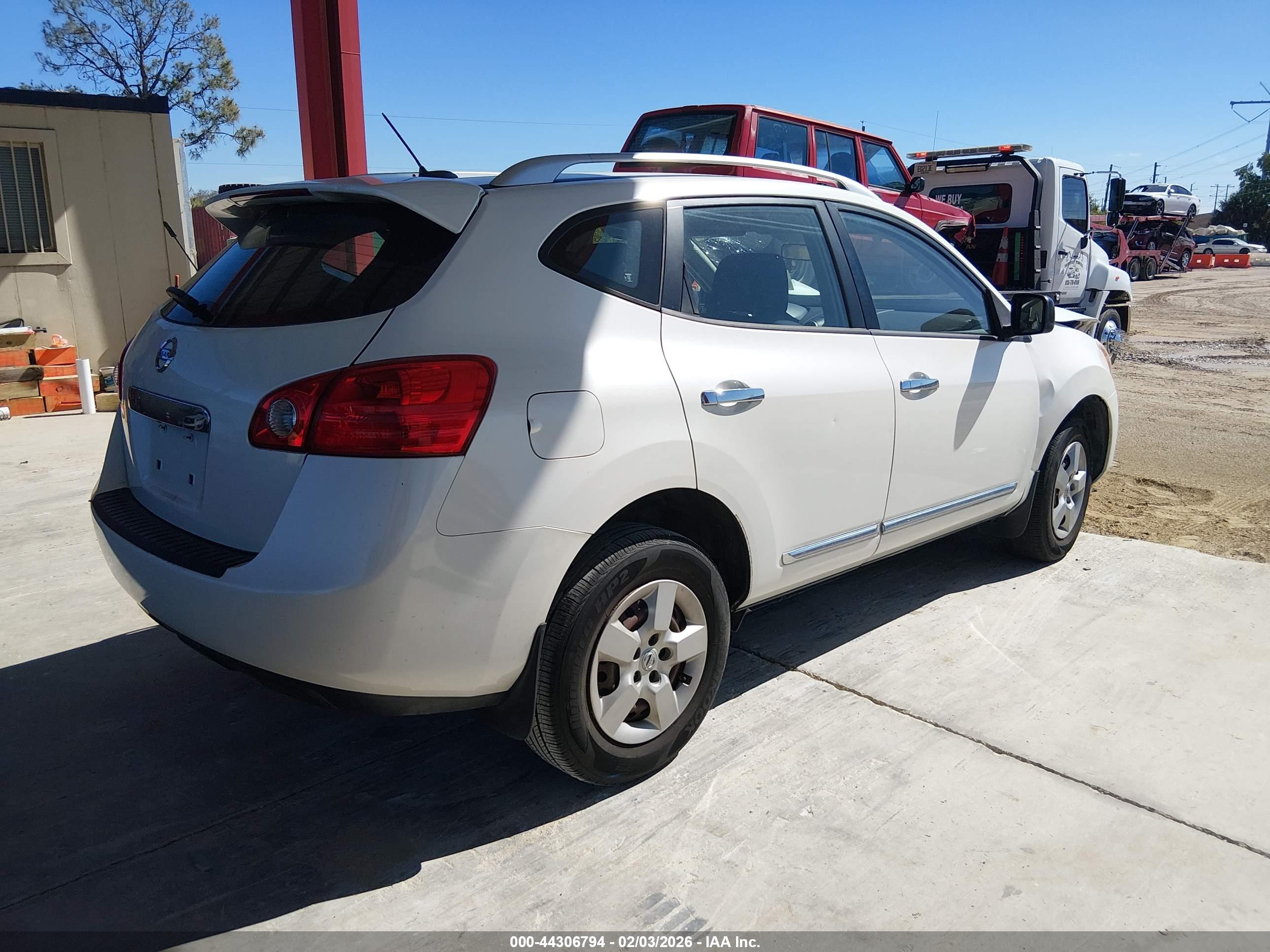 NISSAN ROGUE image 4