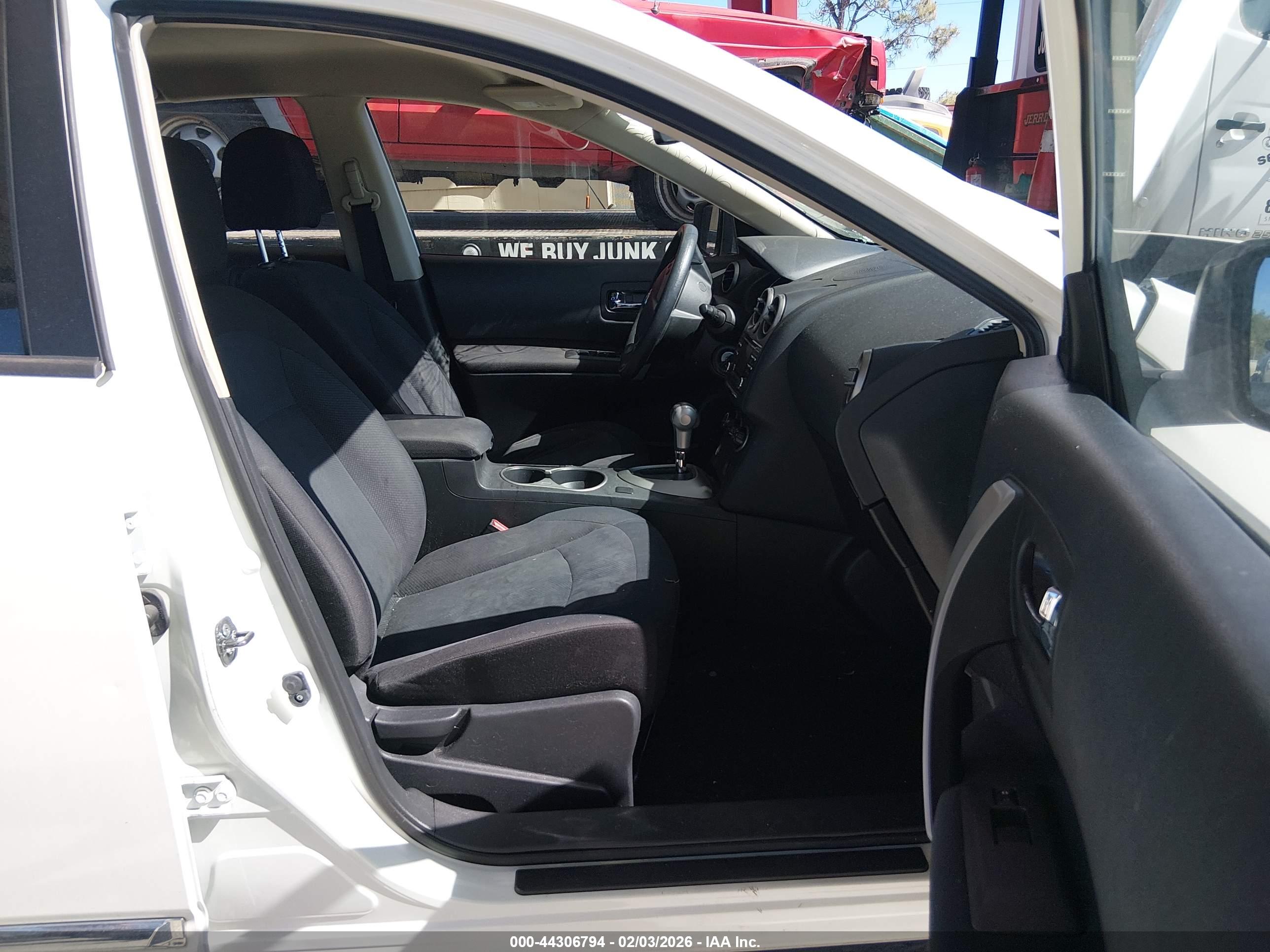 NISSAN ROGUE image 5
