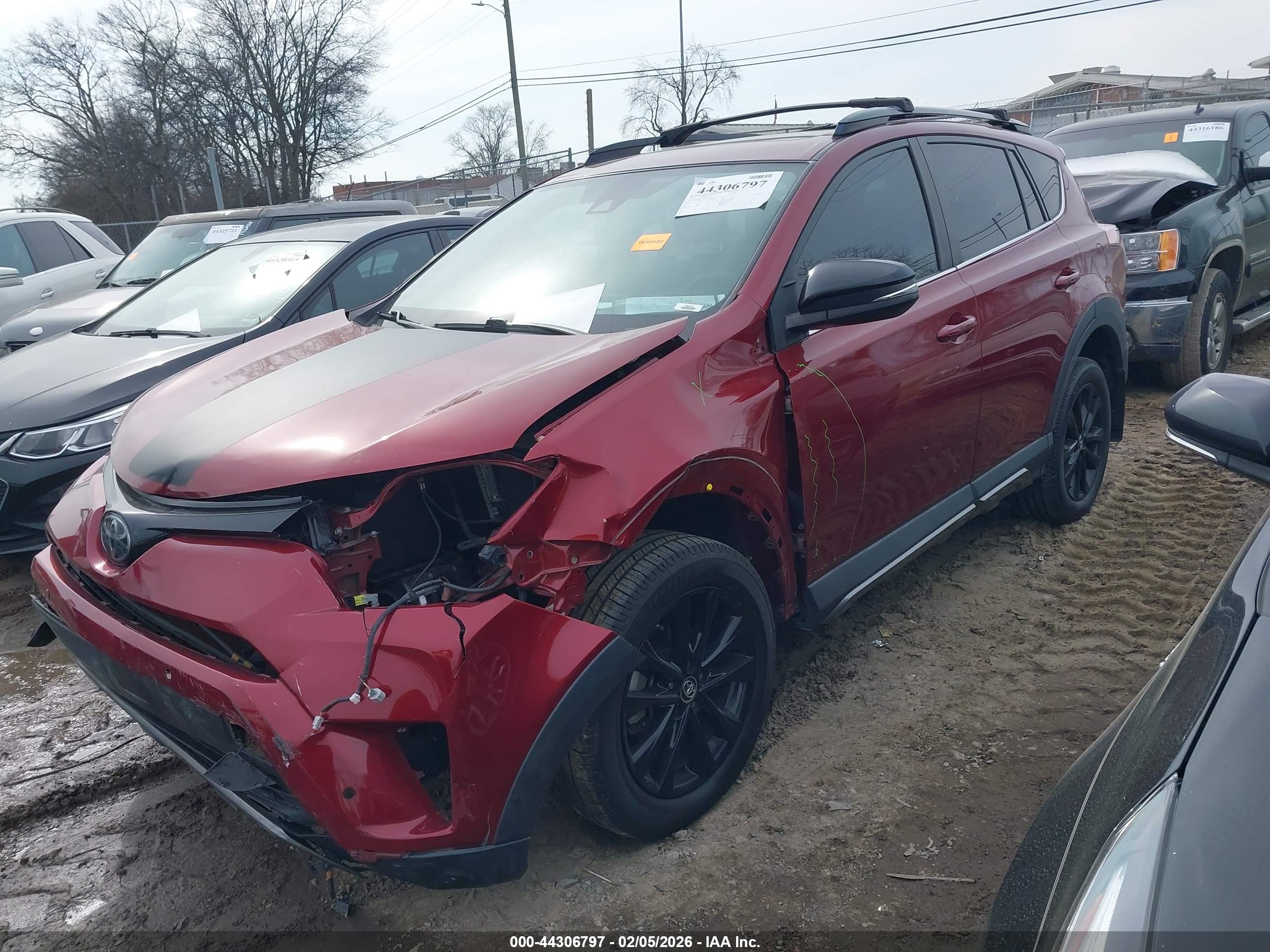 TOYOTA RAV4 image 2
