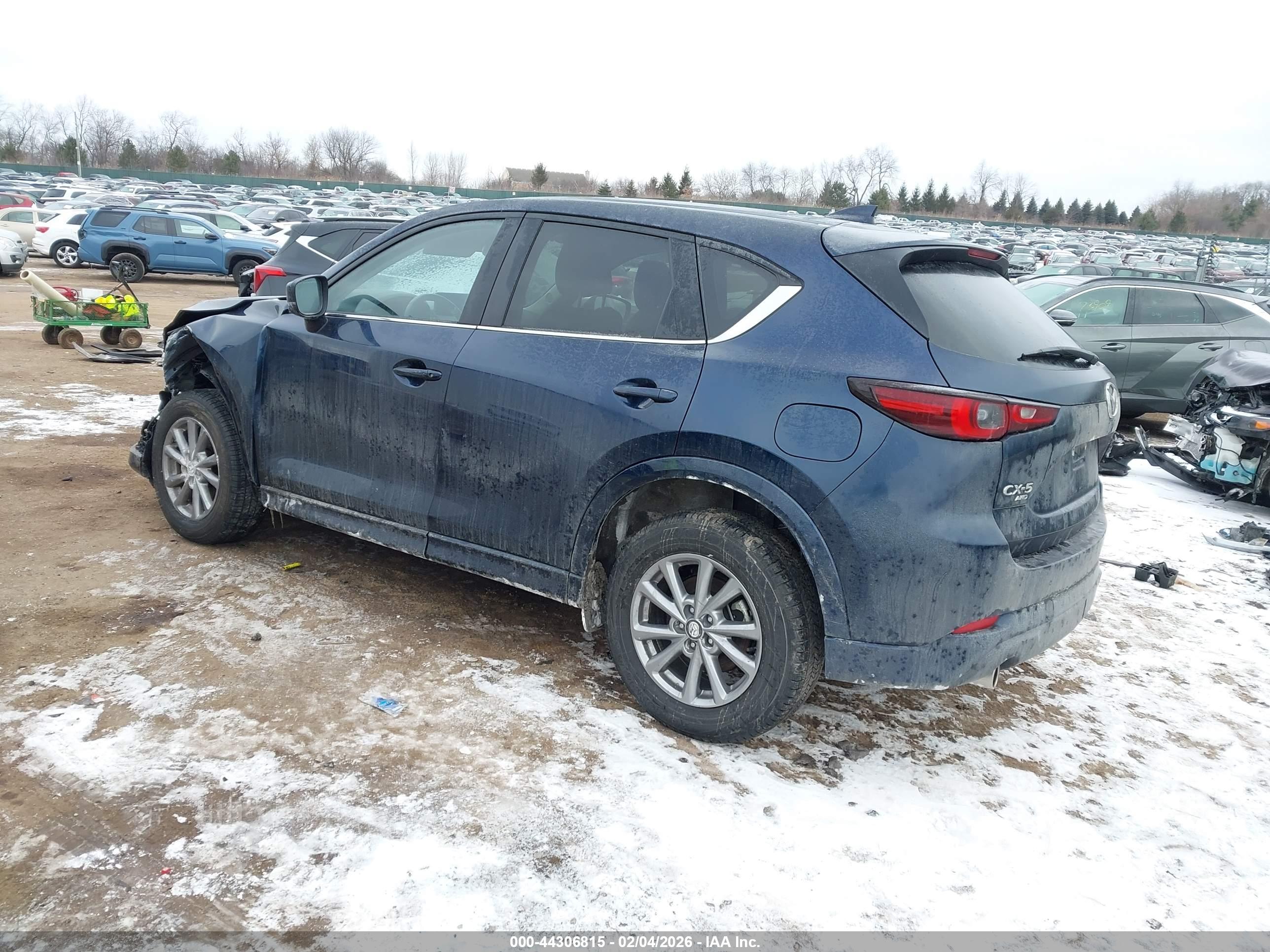 MAZDA CX-5 image 3